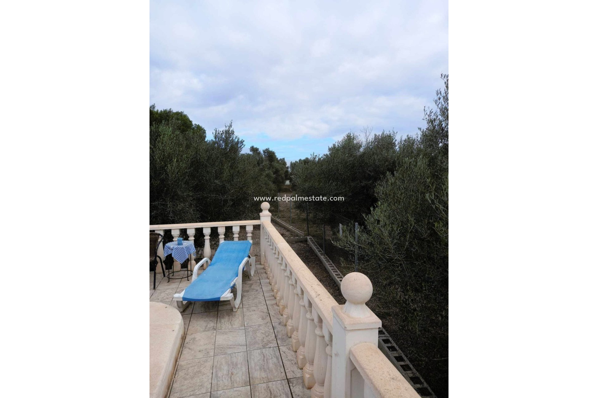 Återförsäljning - Finca / Hus på landet -
Dolores