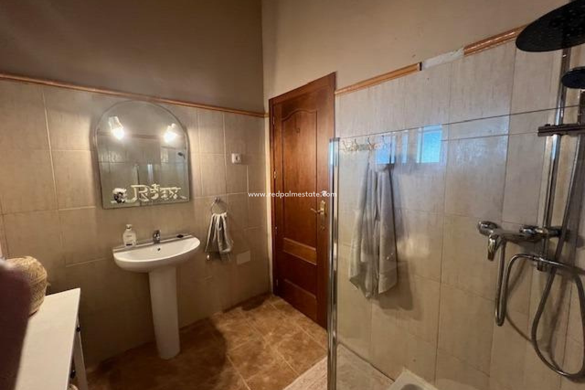 Återförsäljning - Finca / Hus på landet -
Dolores