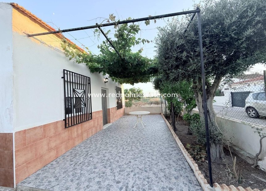 Återförsäljning - Finca / Hus på landet -
Los Alcazares - Las Lomas Del Rame-bahía Bella