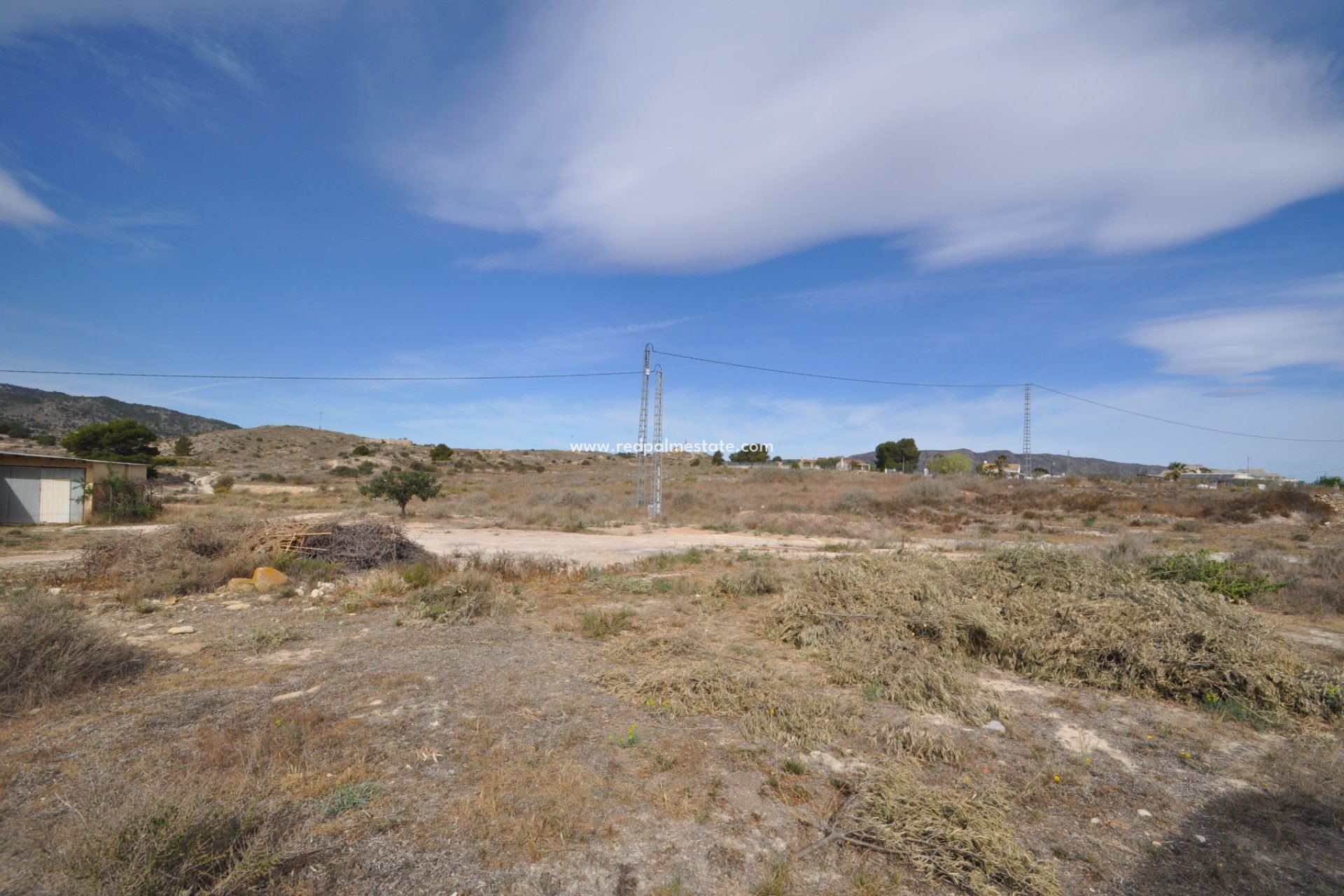 Återförsäljning - Finca / Hus på landet -
Monóvar/Monóver - Inland