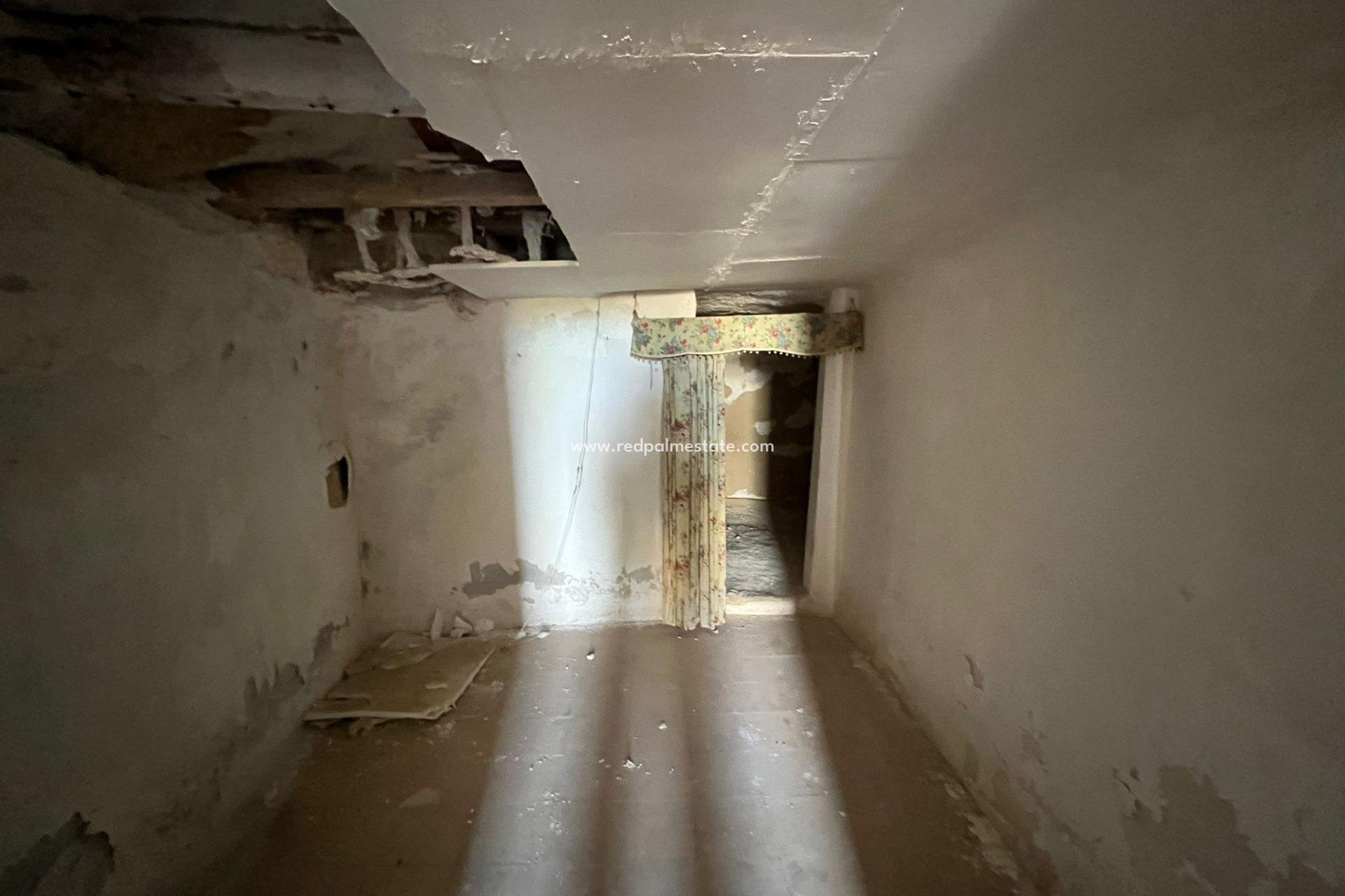 Återförsäljning - Finca / Hus på landet -
Rojales - Centro