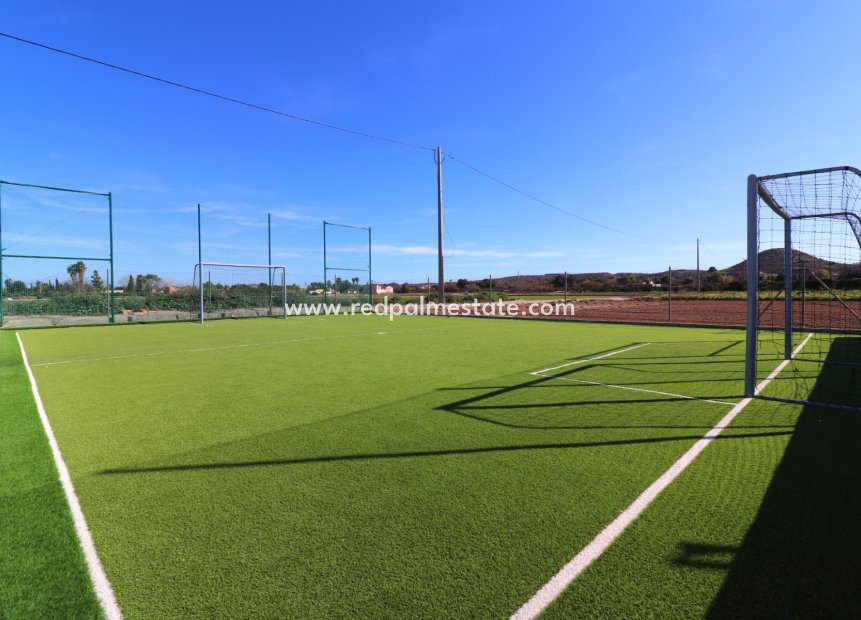 Återförsäljning - Finca / Hus på landet -
Rojales