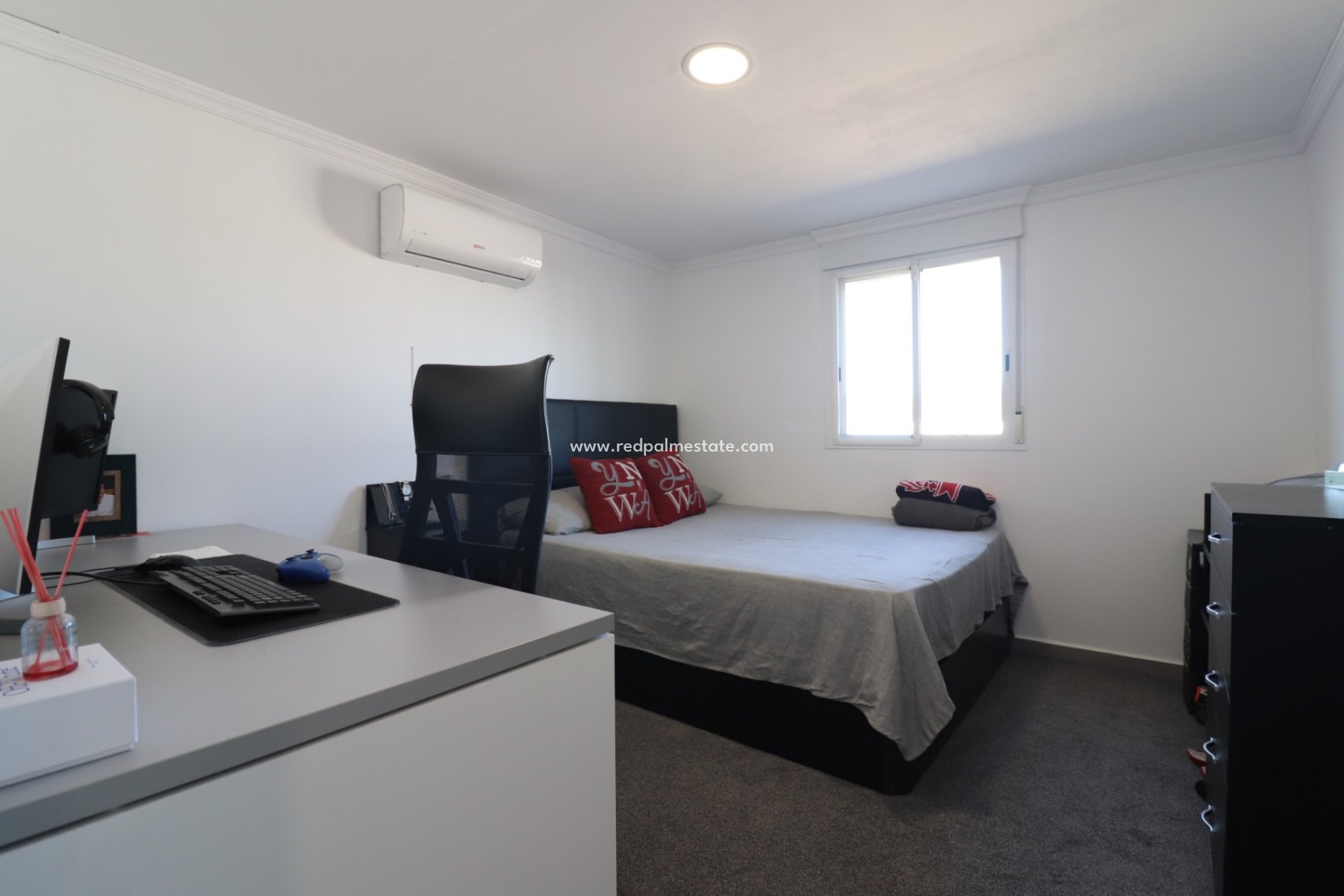 Återförsäljning - Finca / Hus på landet -
Rojales