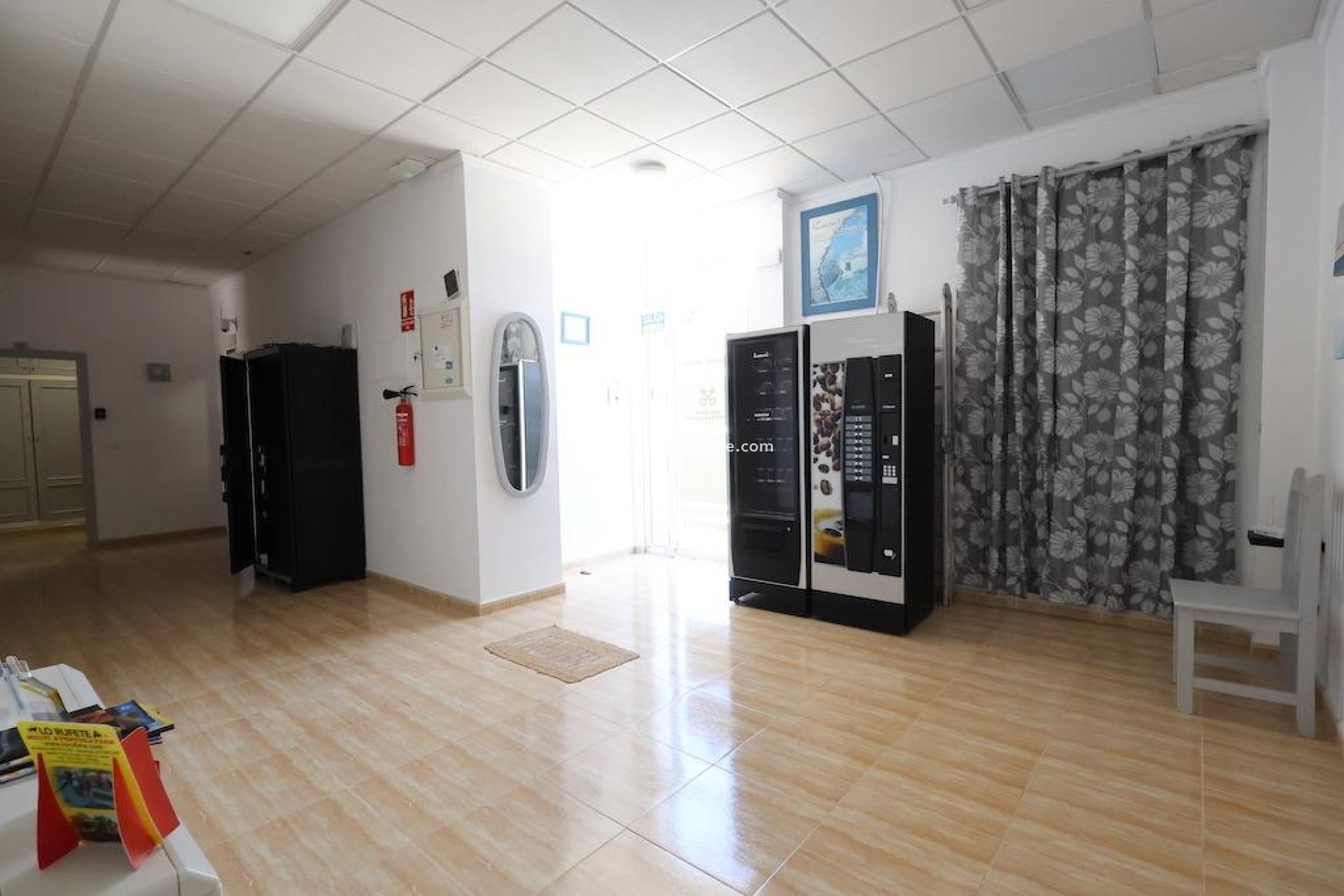 Återförsäljning - Företag -
San Miguel de Salinas - Urbanizaciones