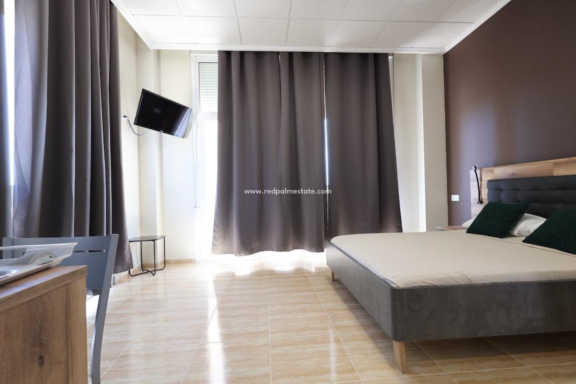 Återförsäljning - Företag -
San Miguel de Salinas - Urbanizaciones