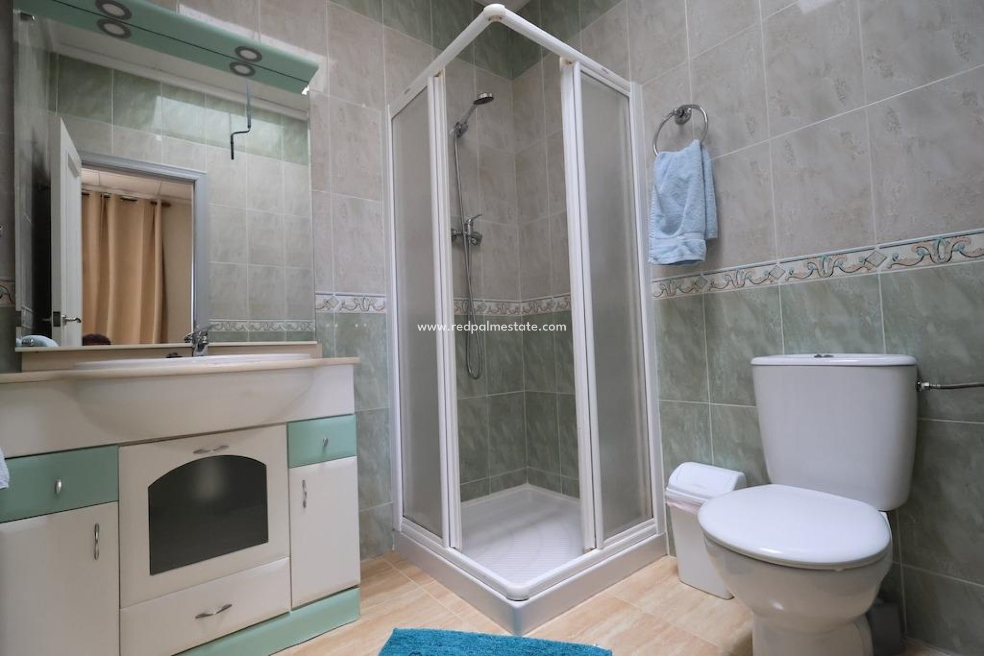 Återförsäljning - Företag -
San Miguel de Salinas - Urbanizaciones