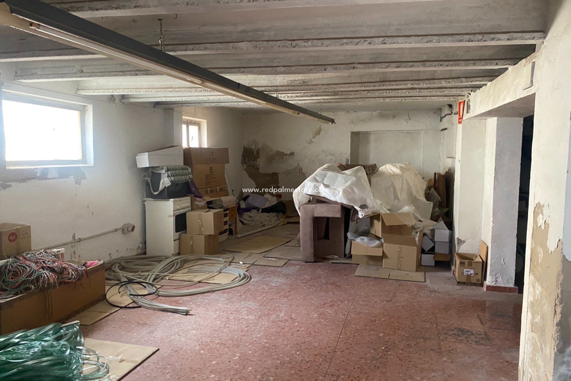 Återförsäljning - Företag -
Sax