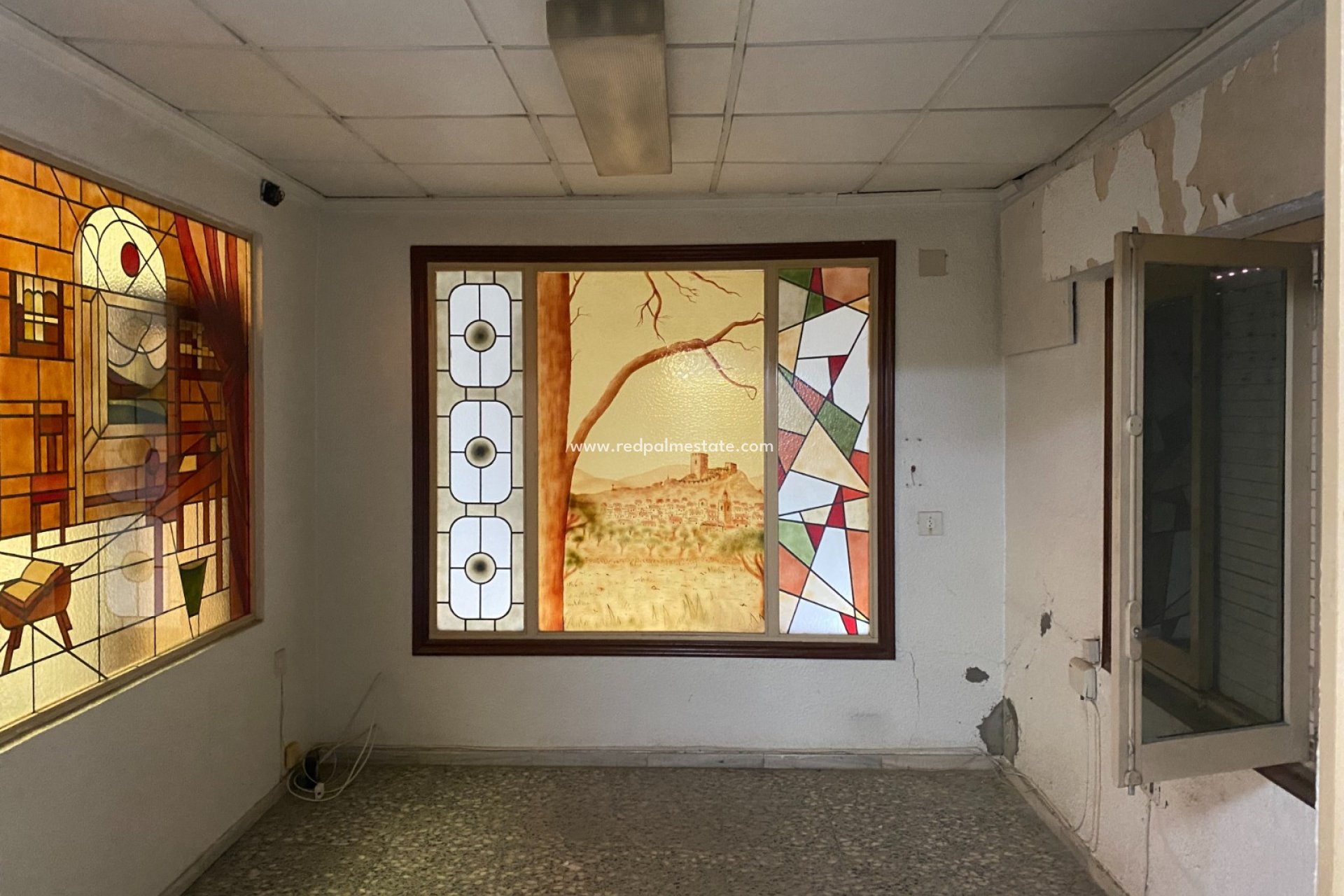 Återförsäljning - Företag -
Sax