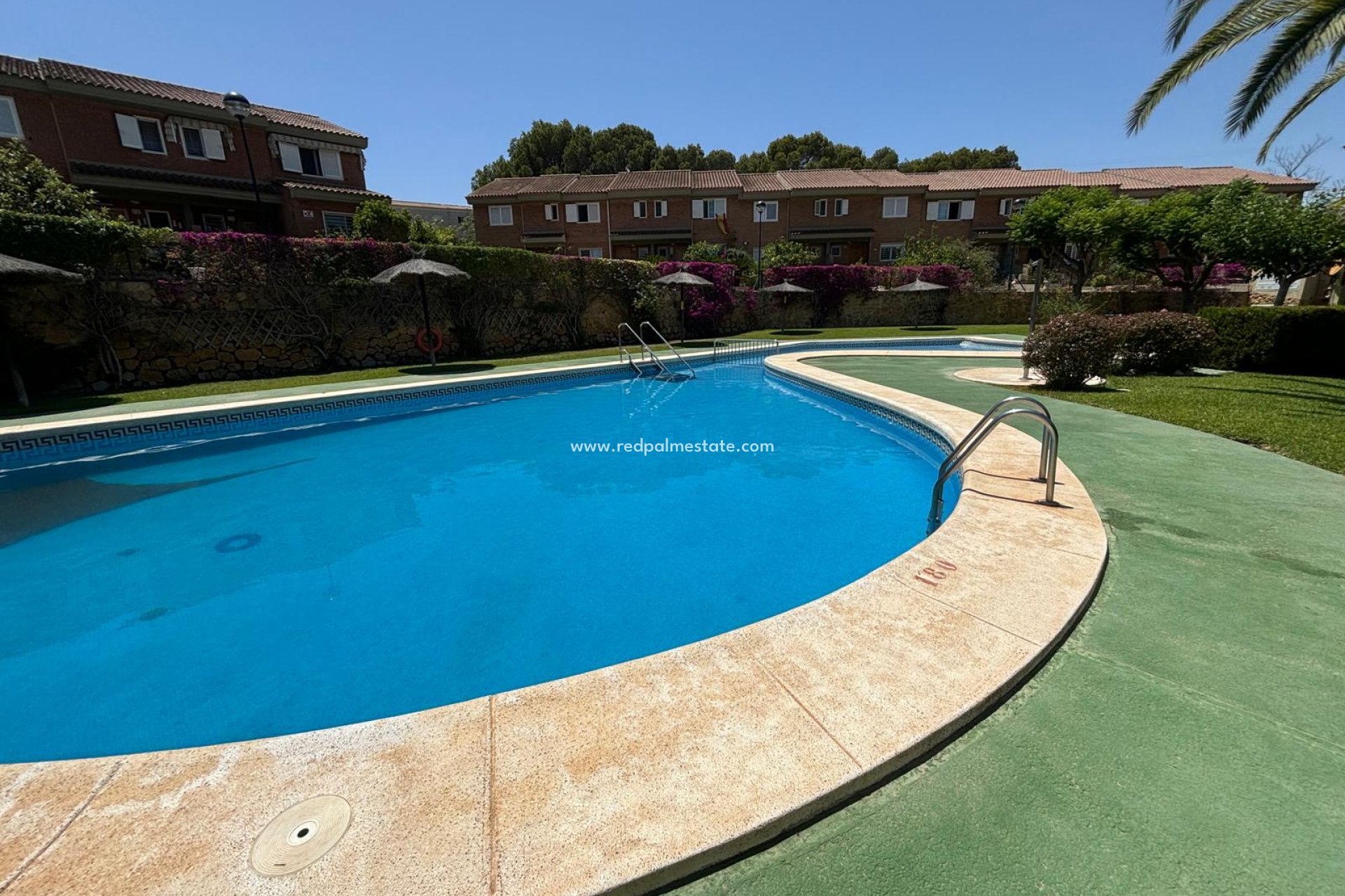 Återförsäljning - Fristående villa -
Albir - Costa Blanca