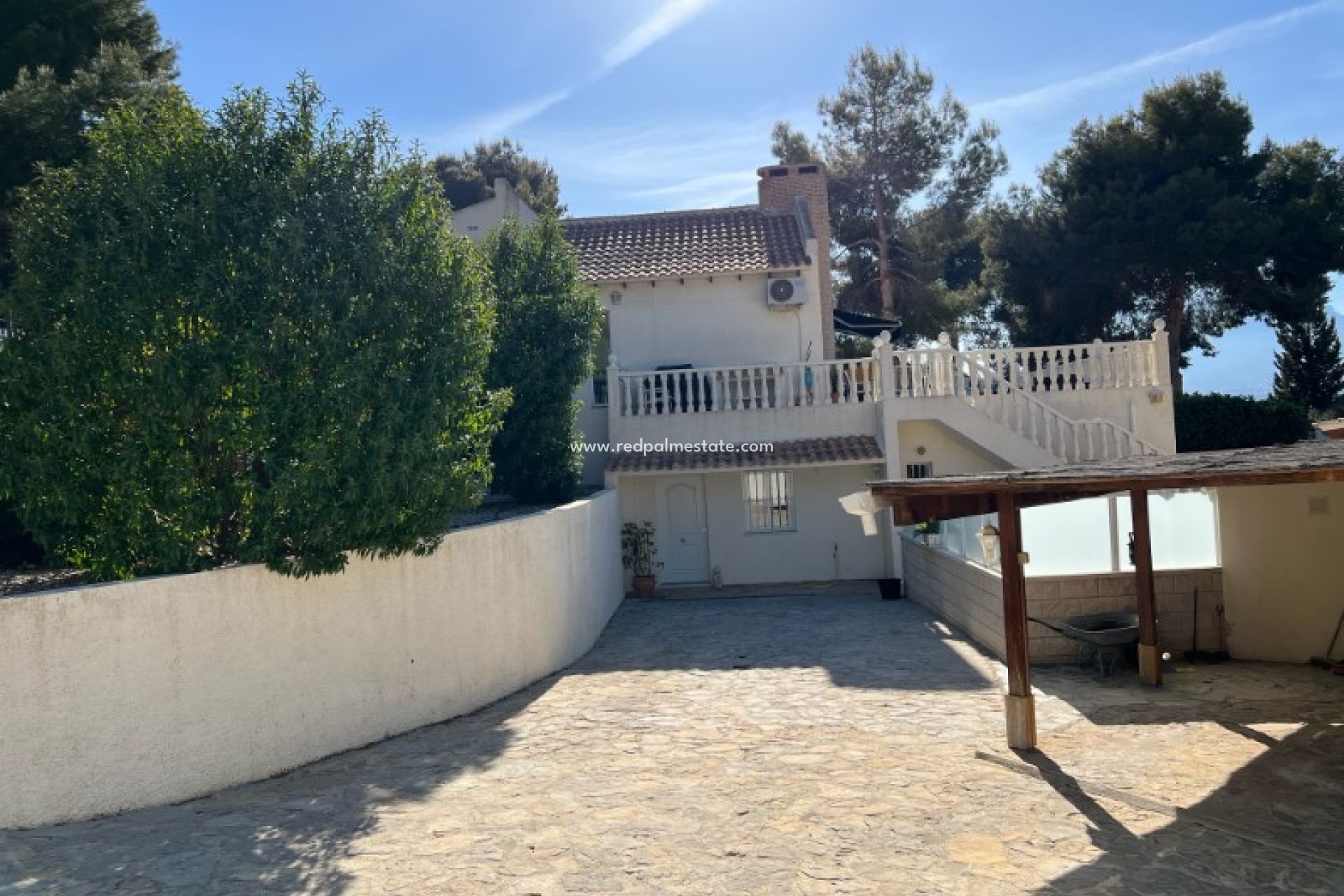 Återförsäljning - Fristående villa -
Alfas del Pí - Costa Blanca