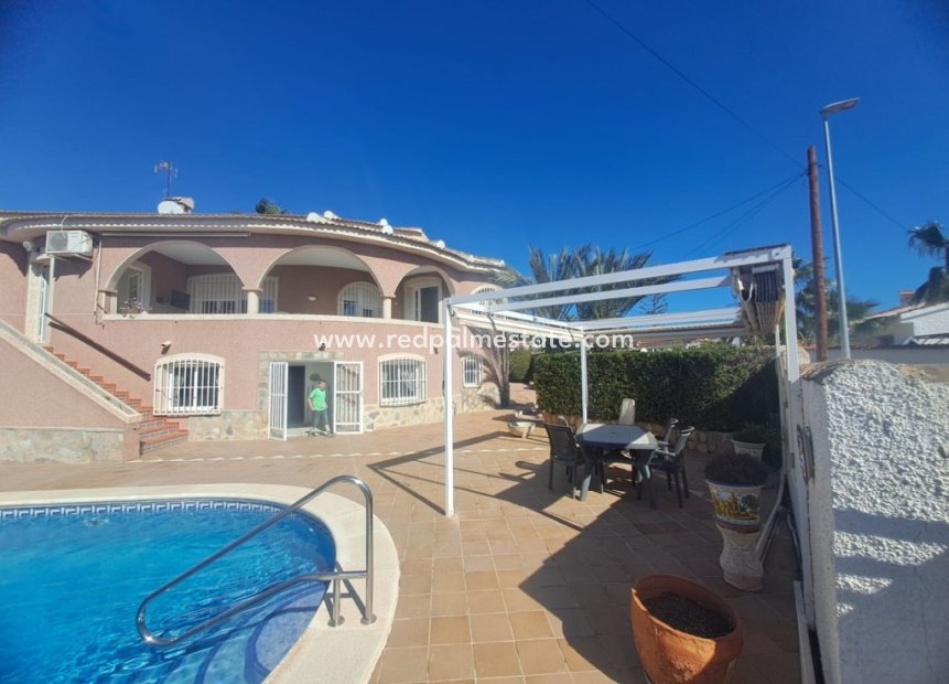 Återförsäljning - Fristående villa -
Ciudad quesada - Costa Blanca