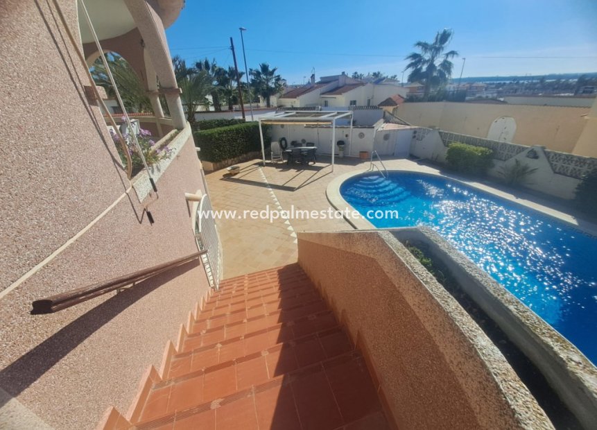 Återförsäljning - Fristående villa -
Ciudad quesada - Costa Blanca