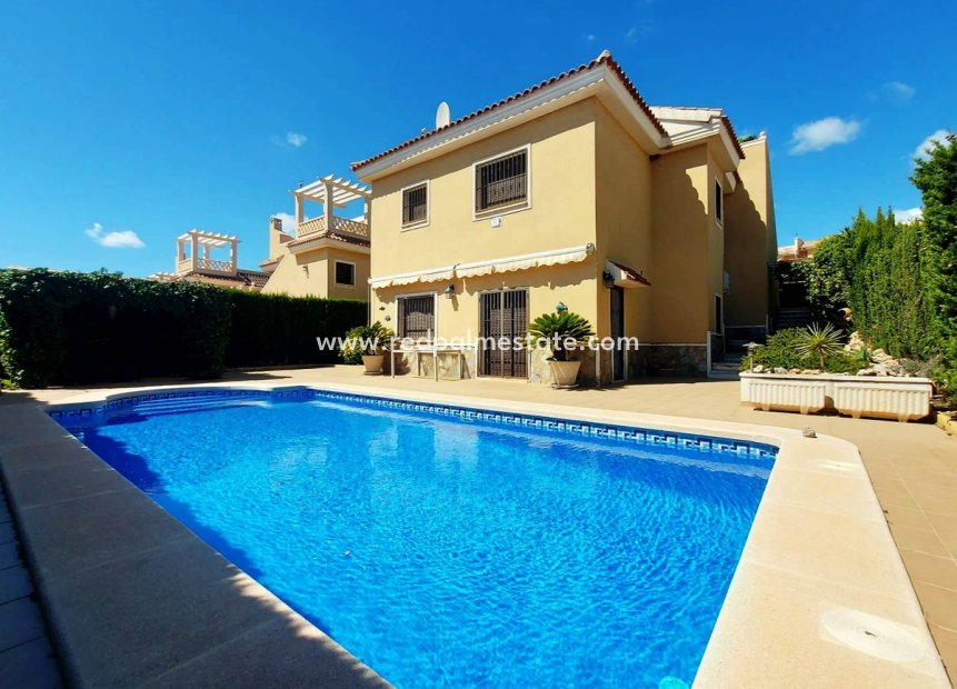 Återförsäljning - Fristående villa -
Ciudad quesada - Costa Blanca