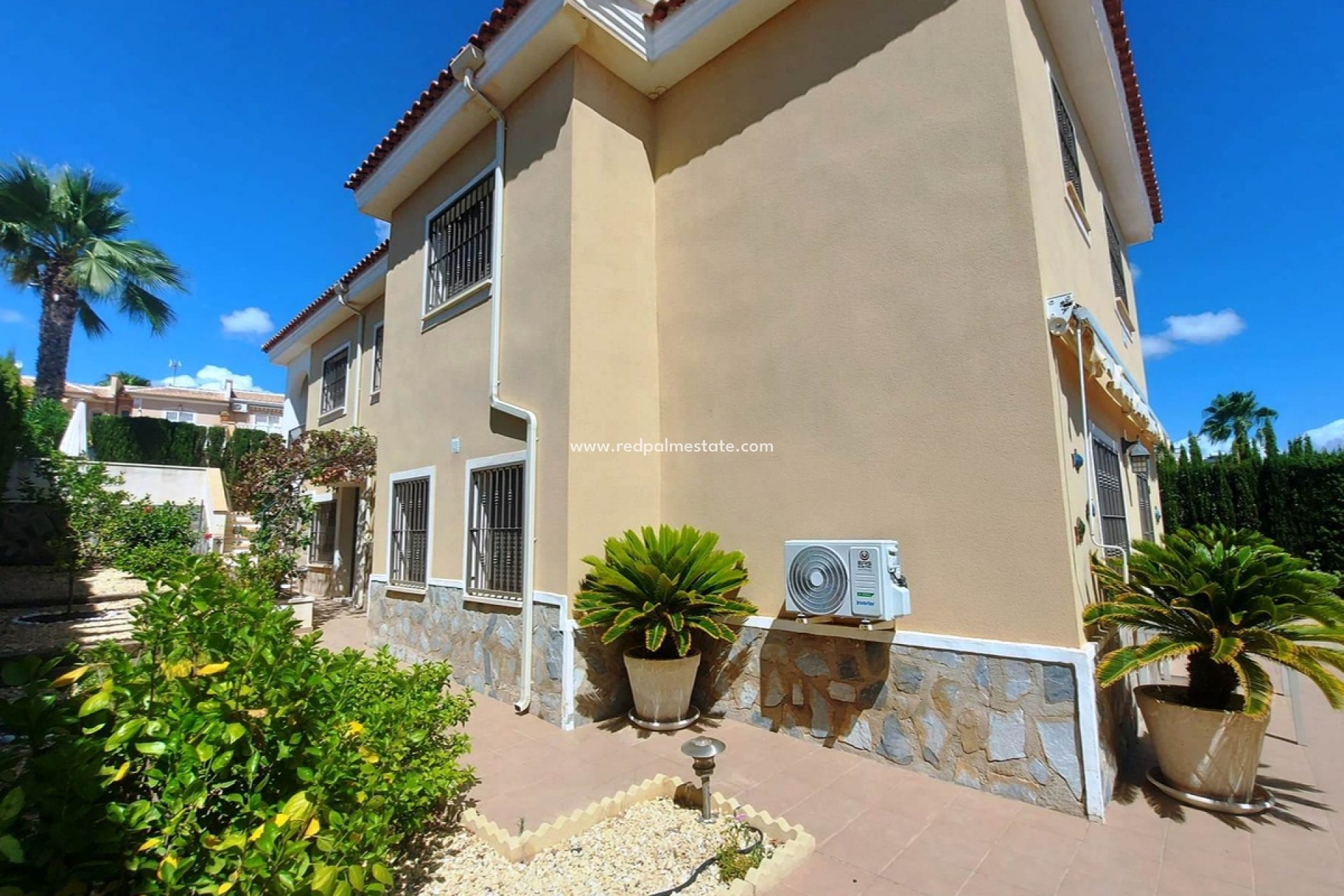 Återförsäljning - Fristående villa -
Ciudad quesada - Costa Blanca