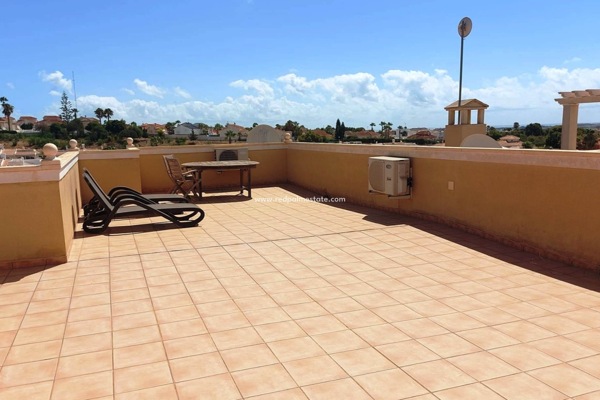 Återförsäljning - Fristående villa -
Ciudad quesada - Costa Blanca