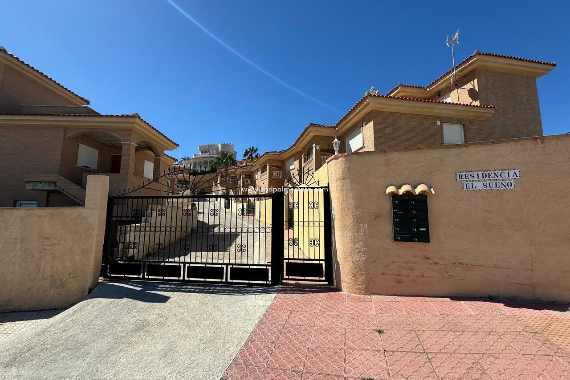 Återförsäljning - Fristående villa -
Ciudad quesada - Costa Blanca