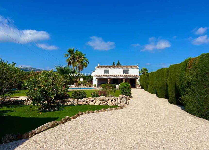 Återförsäljning - Fristående villa -
Jávea - Costa Blanca