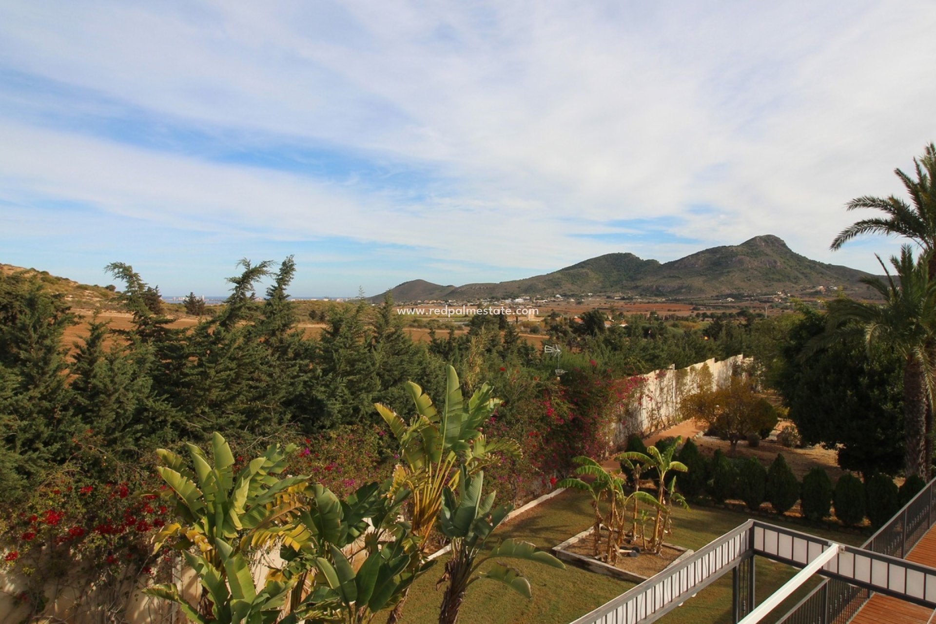 Återförsäljning - Fristående villa -
La Manga - Costa Calida