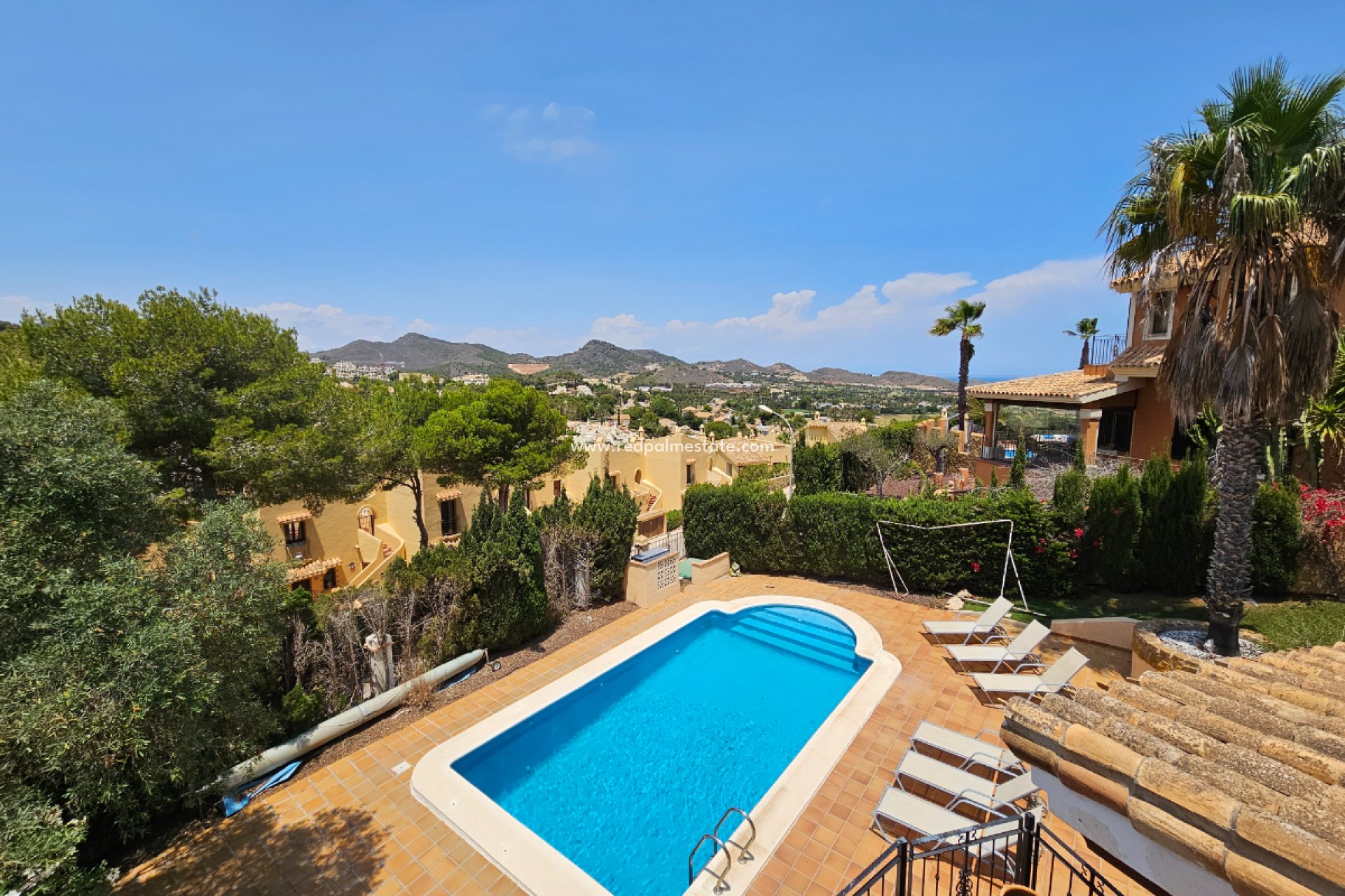 Återförsäljning - Fristående villa -
La Manga - Costa Calida