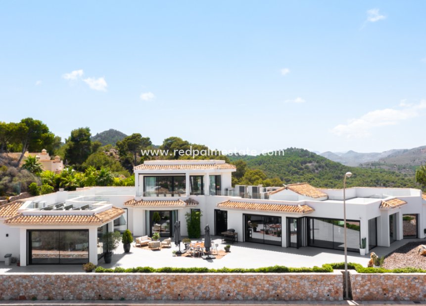 Återförsäljning - Fristående villa -
La Manga - Costa Calida