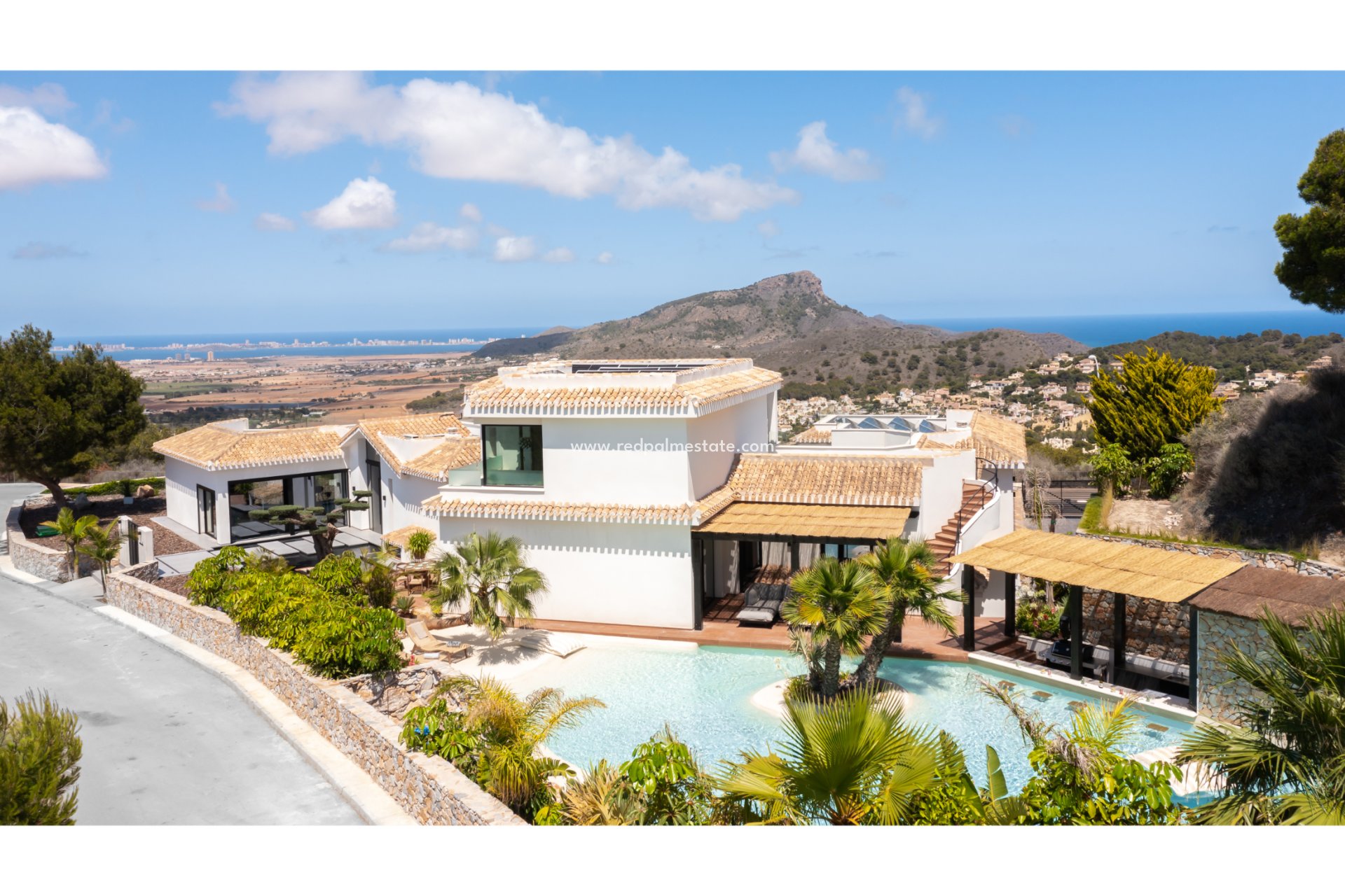 Återförsäljning - Fristående villa -
La Manga - Costa Calida