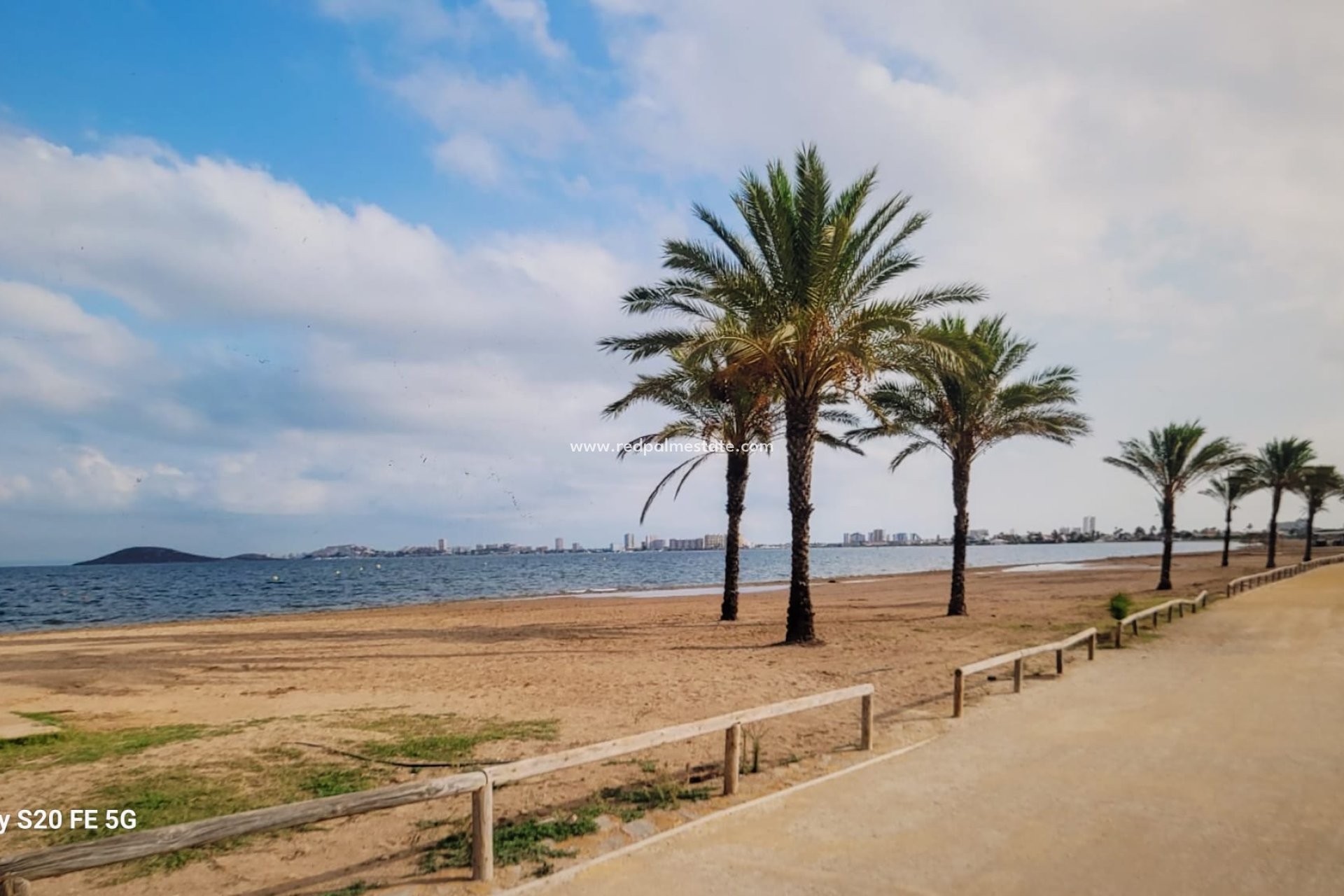 Återförsäljning - Fristående villa -
La Manga - Costa Calida