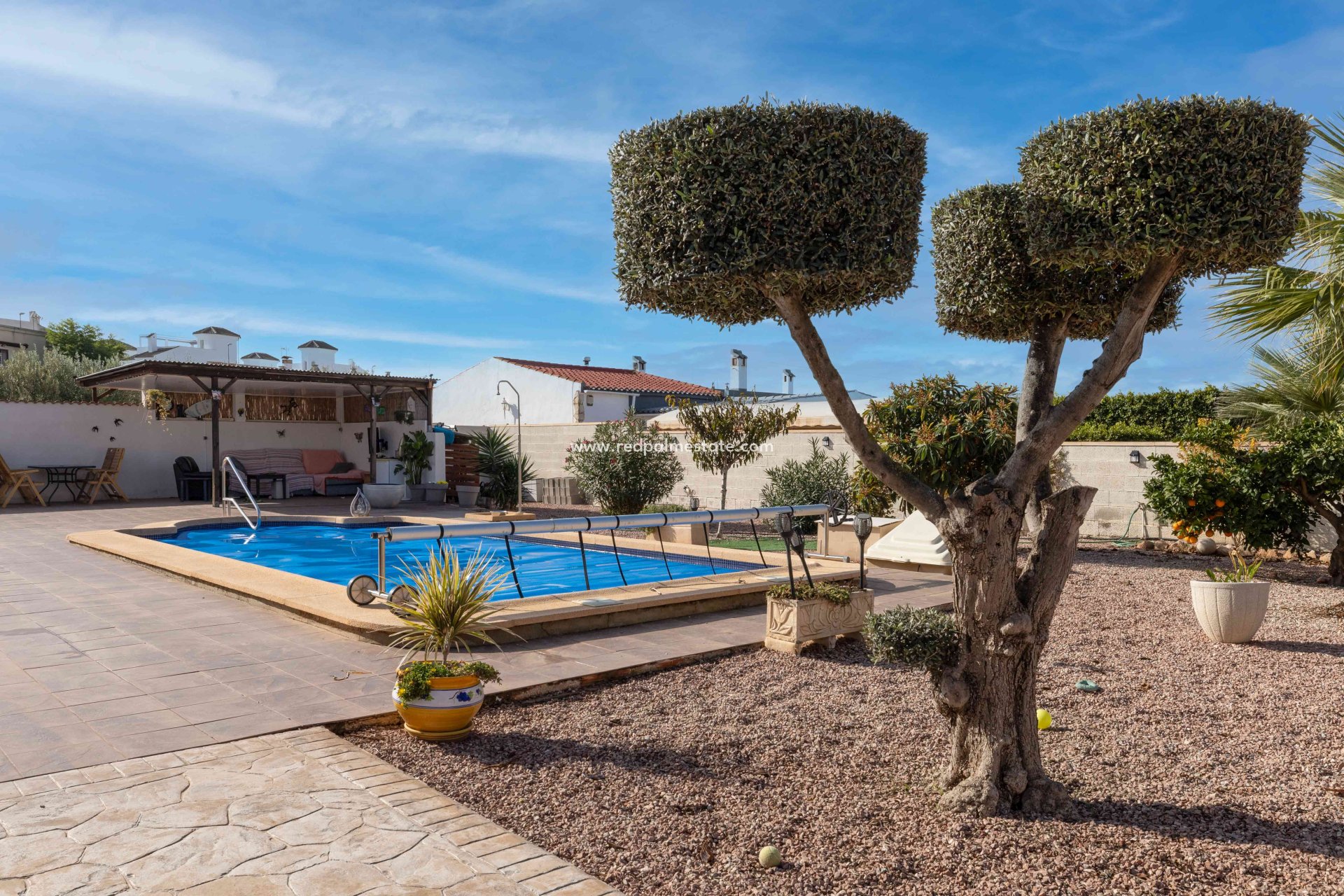 Återförsäljning - Fristående villa -
La Marina - Costa Blanca