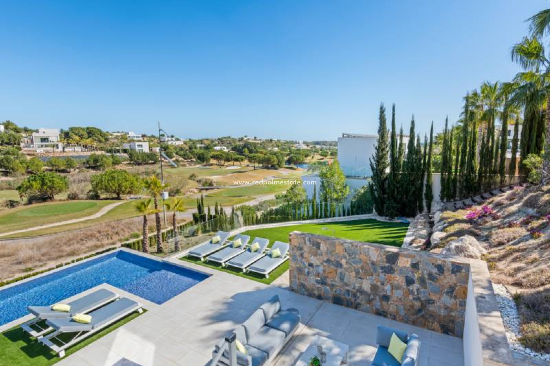 Återförsäljning - Fristående villa -
Las Colinas Golf - Costa Blanca