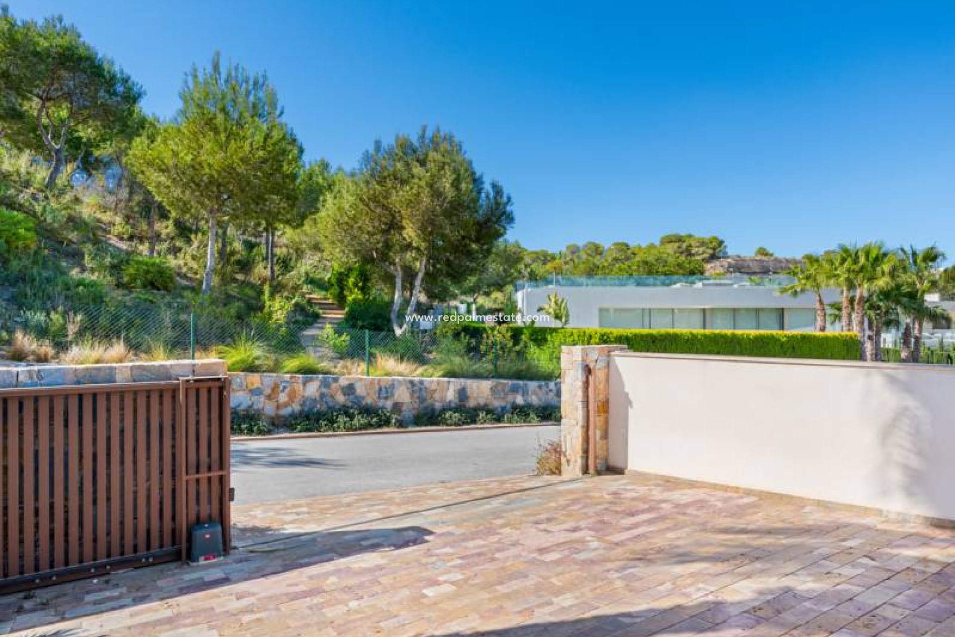 Återförsäljning - Fristående villa -
Las Colinas Golf - Costa Blanca