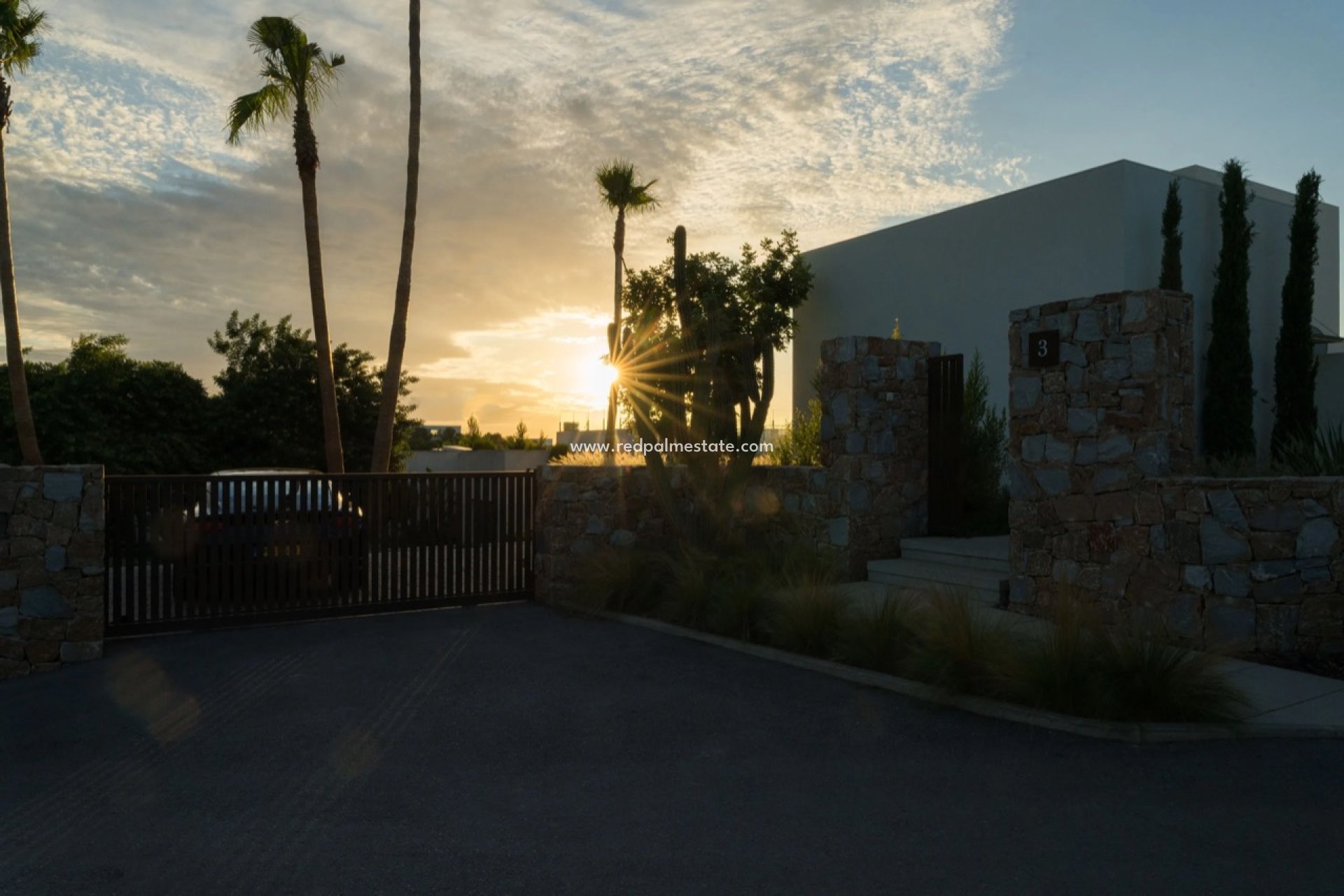 Återförsäljning - Fristående villa -
Las Colinas Golf - Costa Blanca