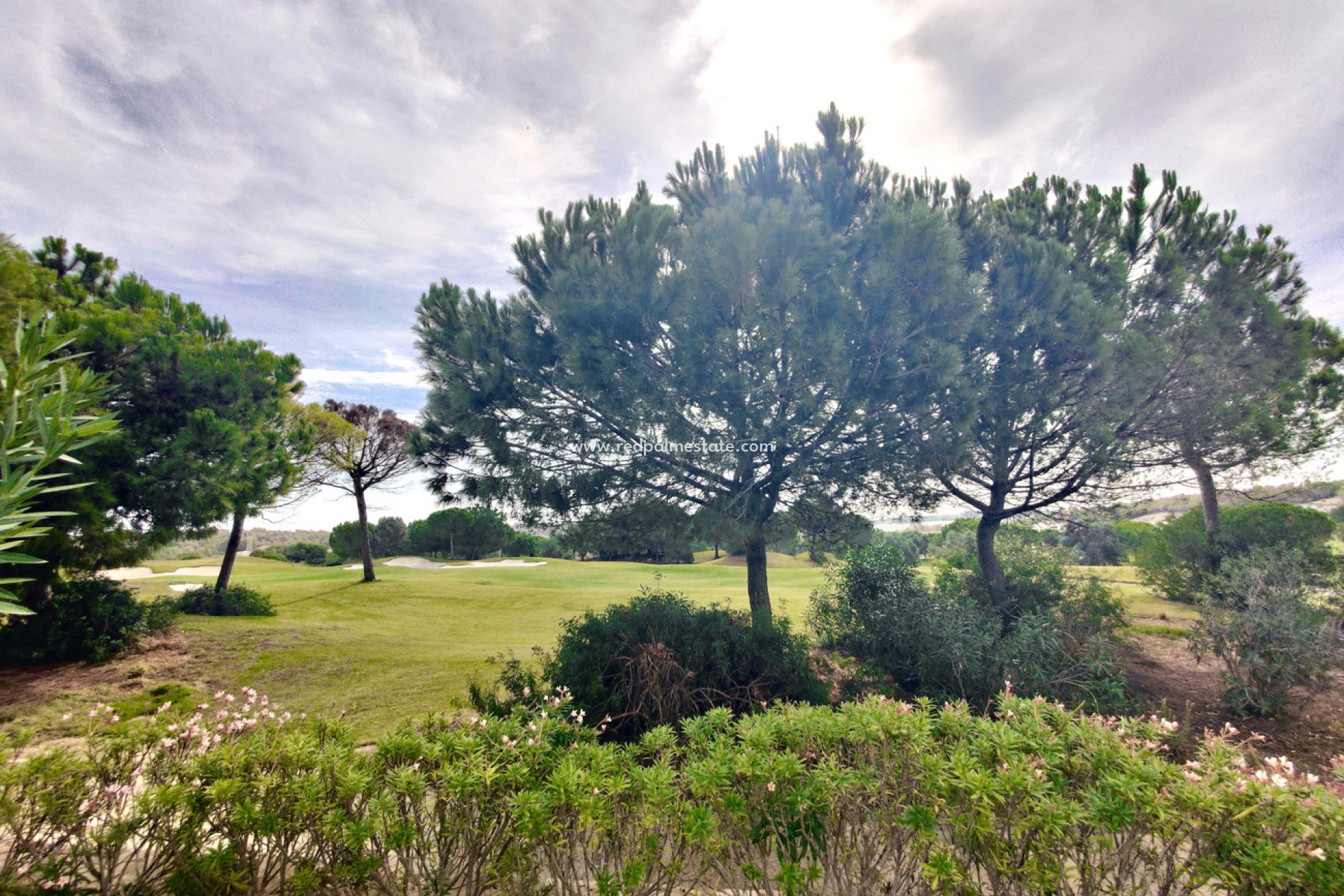 Återförsäljning - Fristående villa -
Las Colinas Golf - Costa Blanca