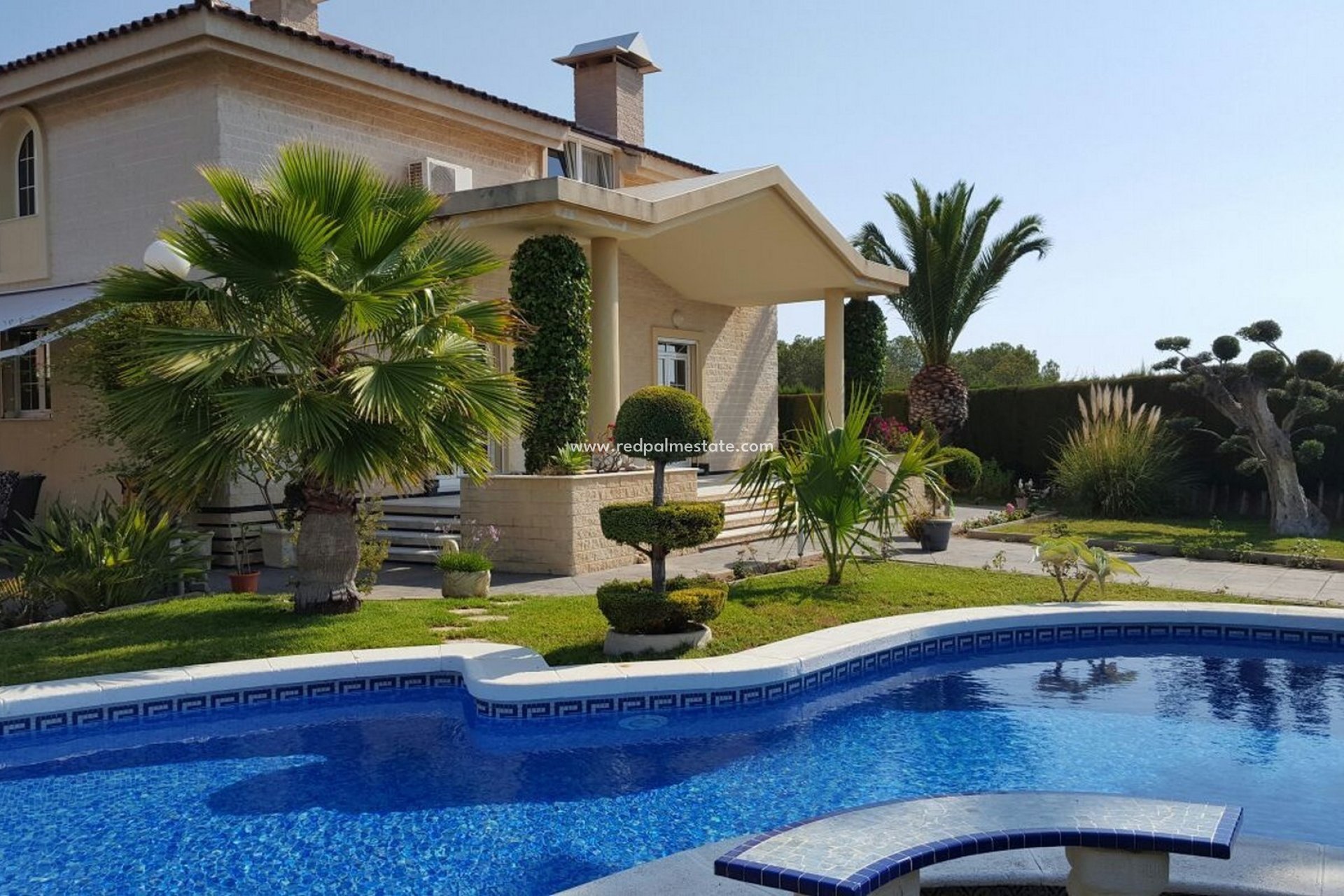 Återförsäljning - Fristående villa -
Mil Palmeras - Costa Blanca