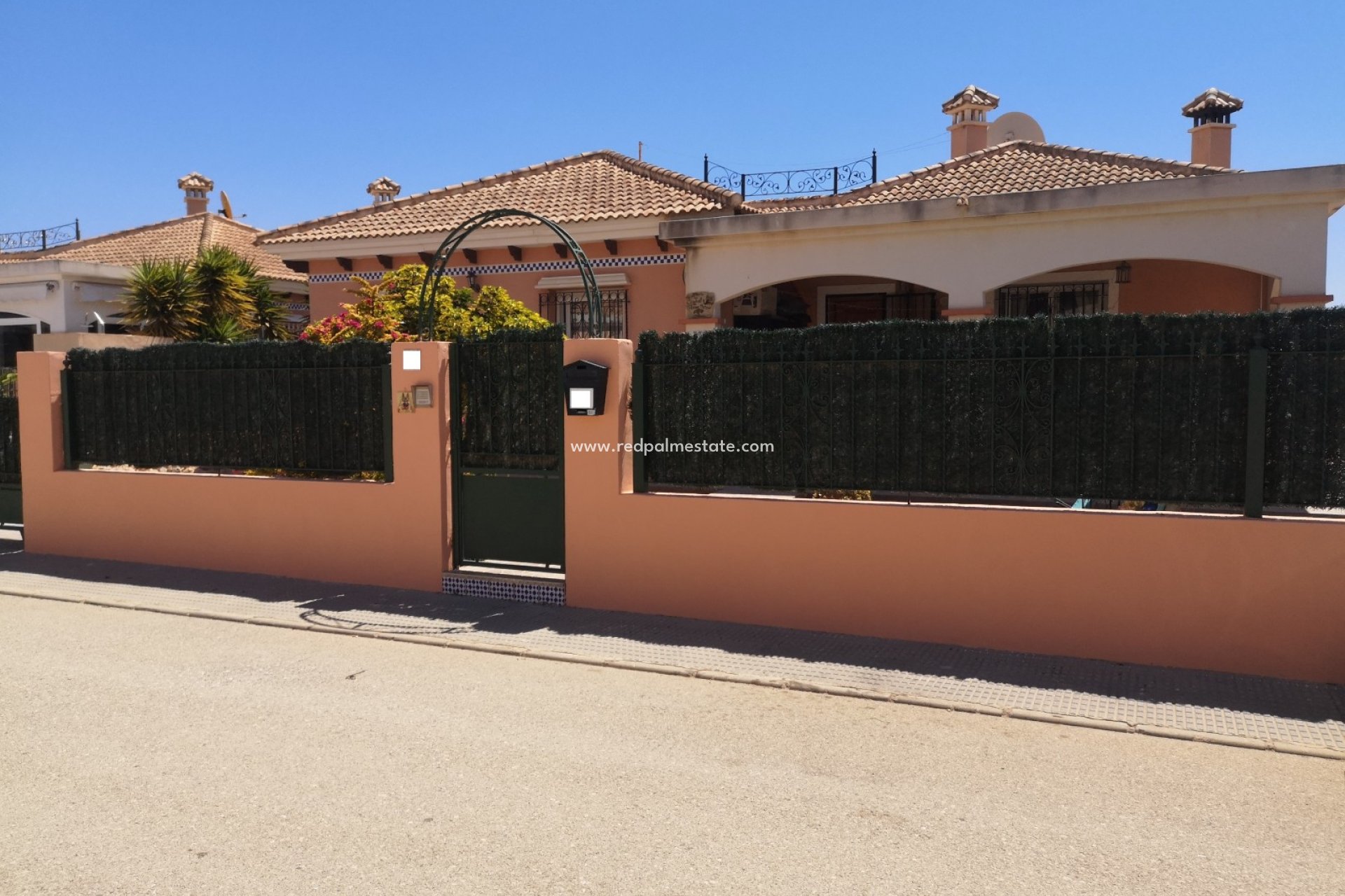 Återförsäljning - Fristående villa -
Montesinos - Costa Blanca