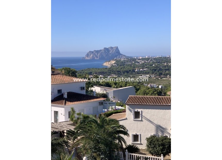 Återförsäljning - Fristående villa -
Moraira - Costa Blanca