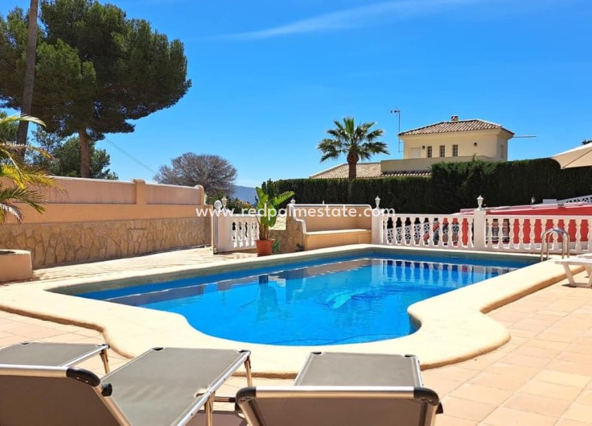 Återförsäljning - Fristående villa -
Moraira - Costa Blanca