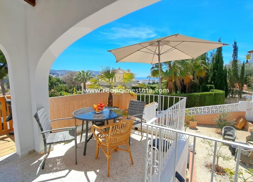 Återförsäljning - Fristående villa -
Moraira - Costa Blanca