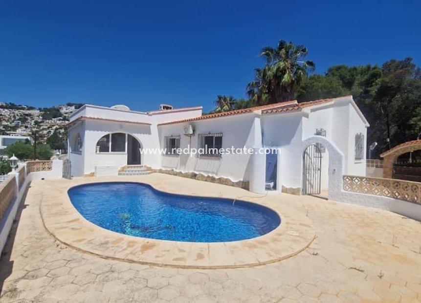 Återförsäljning - Fristående villa -
Moraira - Costa Blanca