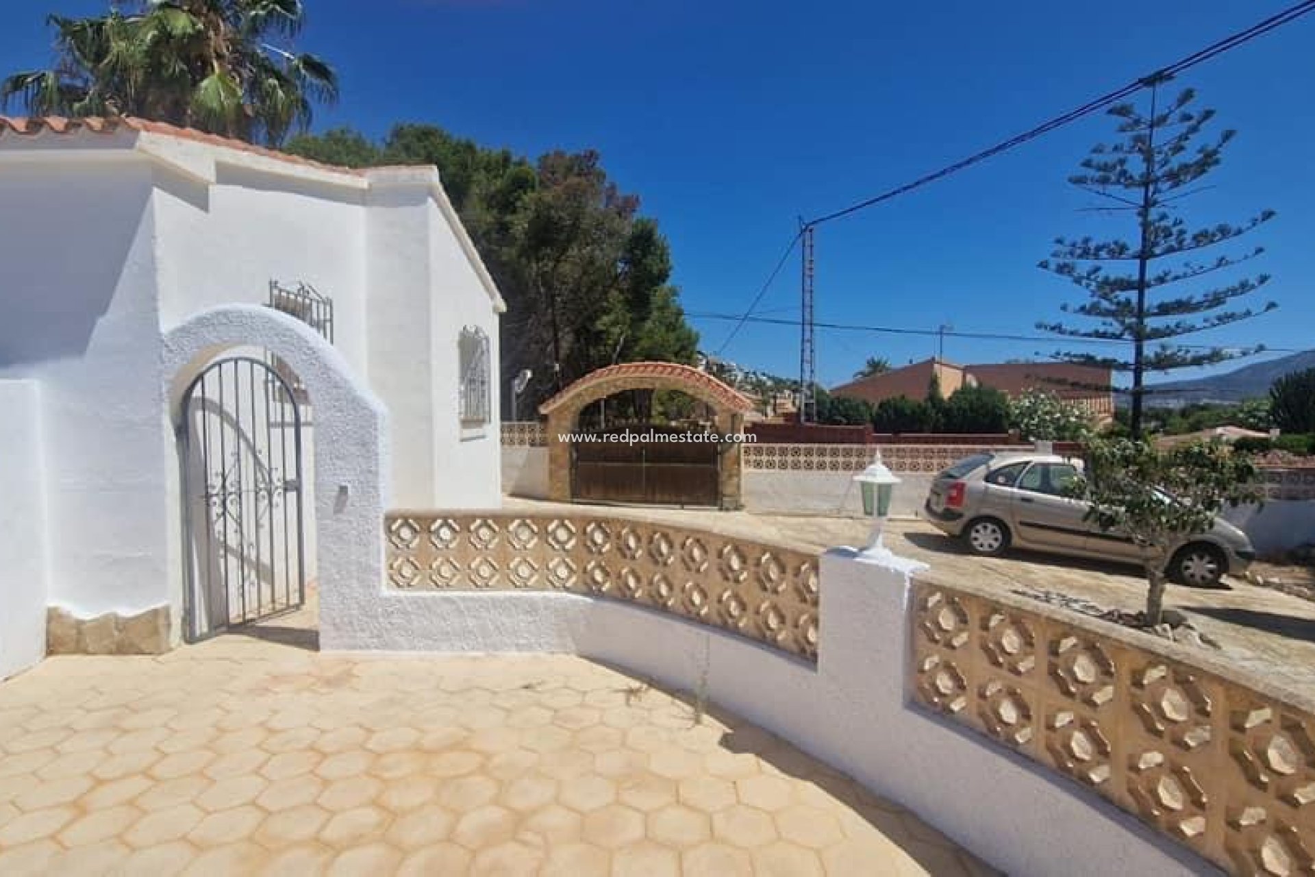 Återförsäljning - Fristående villa -
Moraira - Costa Blanca