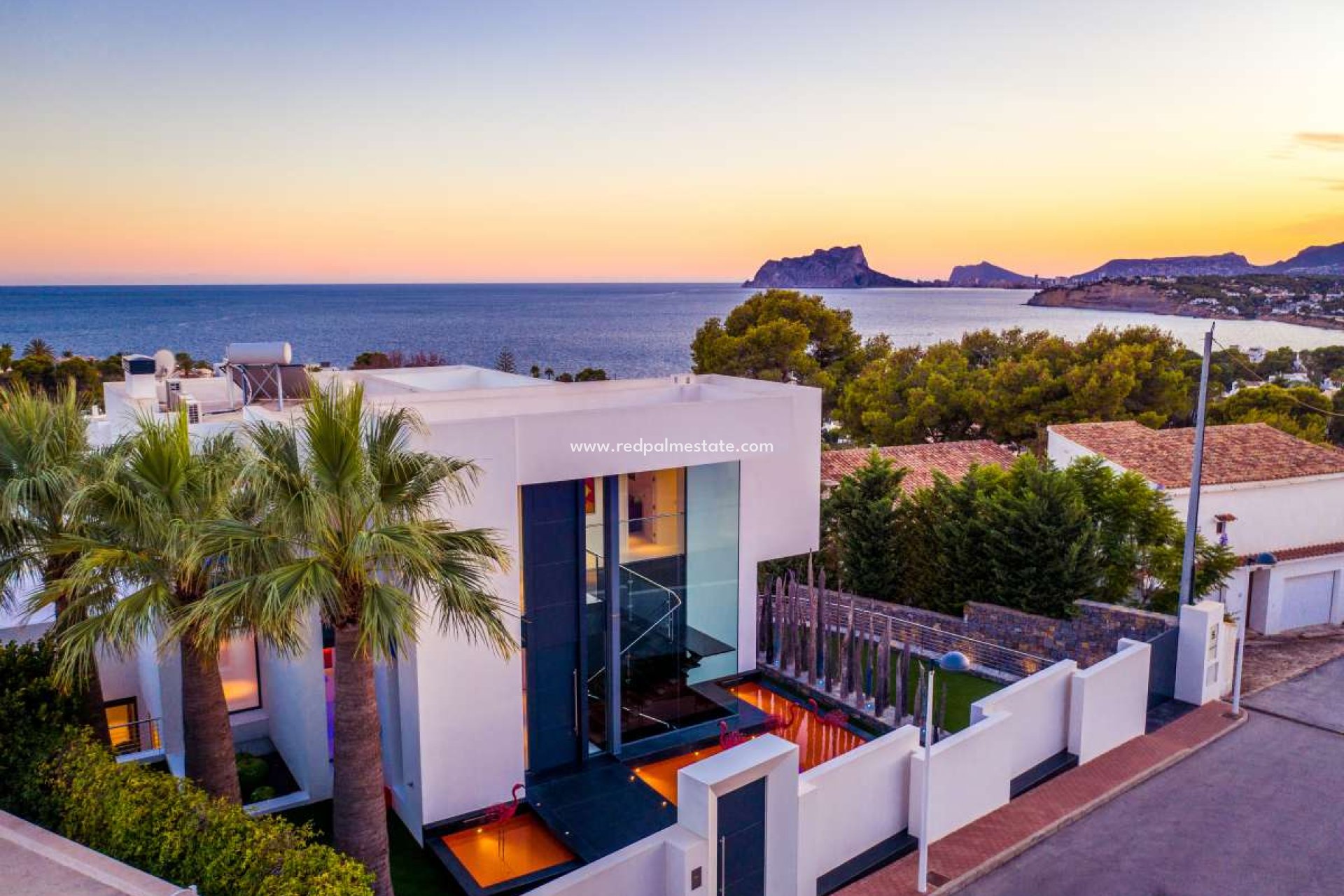 Återförsäljning - Fristående villa -
Moraira - Costa Blanca