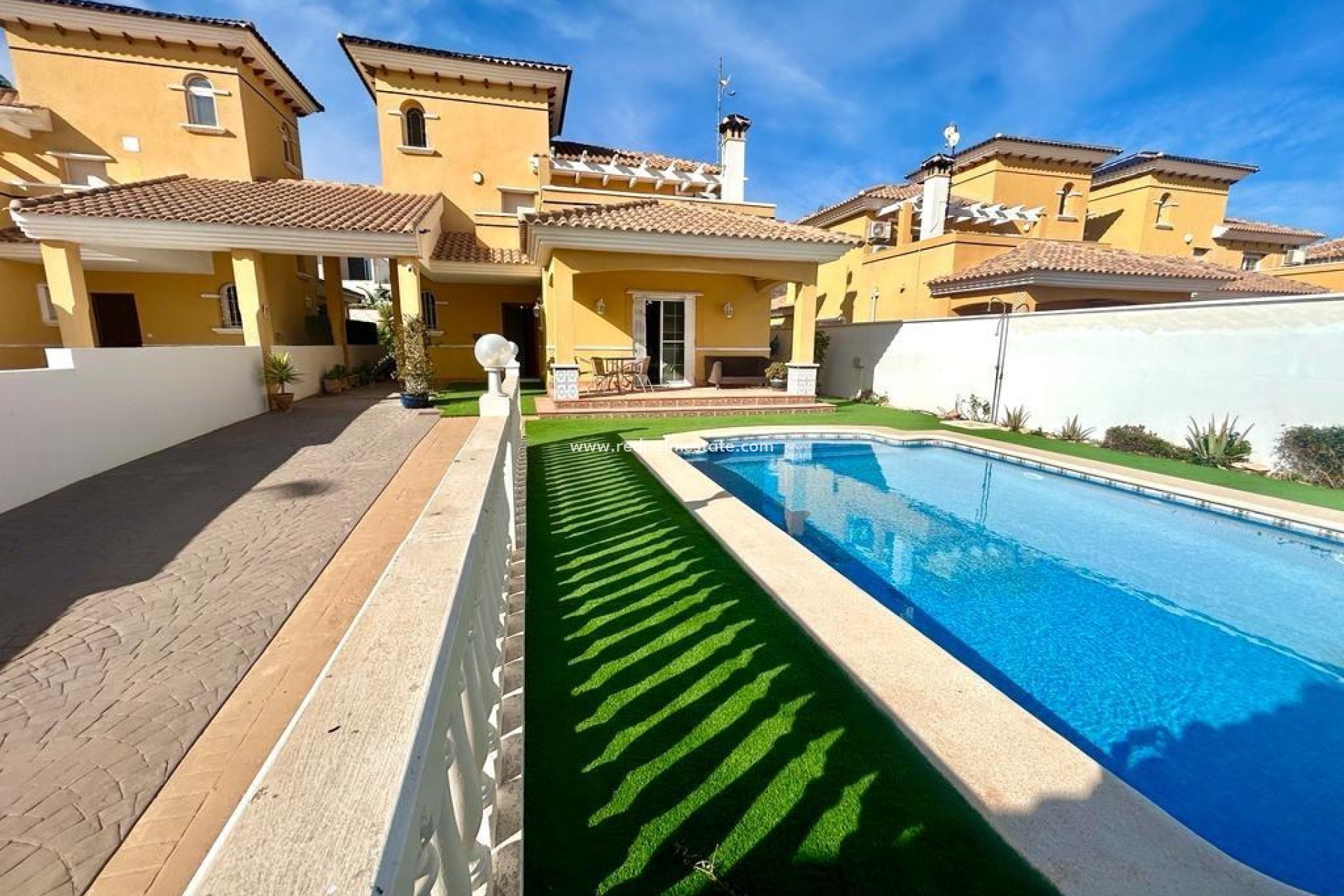 Återförsäljning - Fristående villa -
Orihuela Costa - Cabo Roig