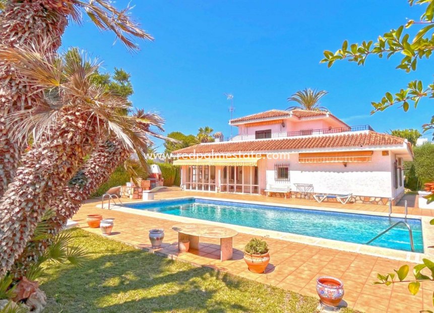 Återförsäljning - Fristående villa -
Orihuela Costa - Cabo Roig