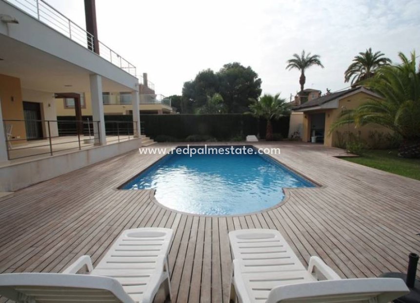 Återförsäljning - Fristående villa -
Orihuela Costa - Cabo Roig