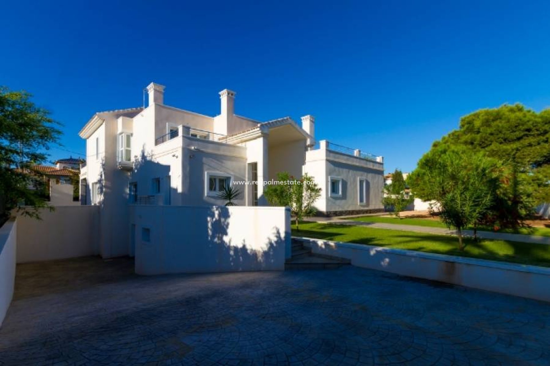 Återförsäljning - Fristående villa -
Orihuela Costa - Cabo Roig