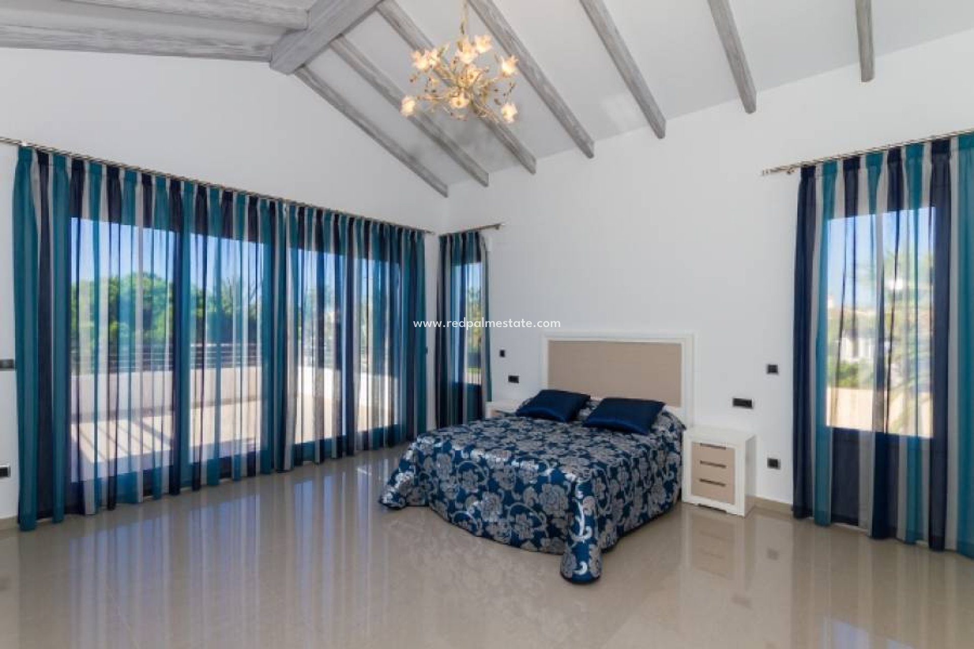 Återförsäljning - Fristående villa -
Orihuela Costa - Cabo Roig