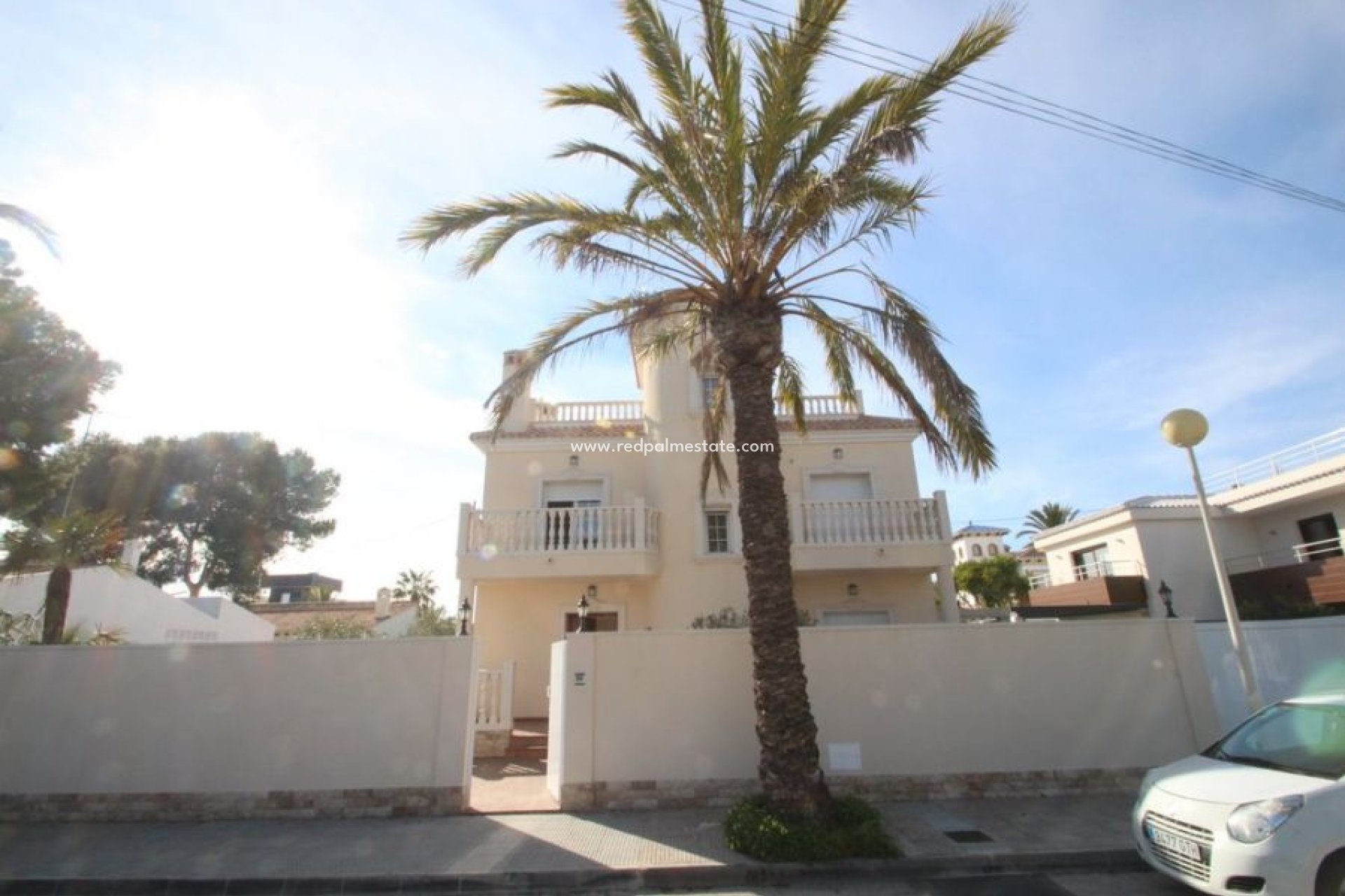 Återförsäljning - Fristående villa -
Orihuela Costa - Cabo Roig