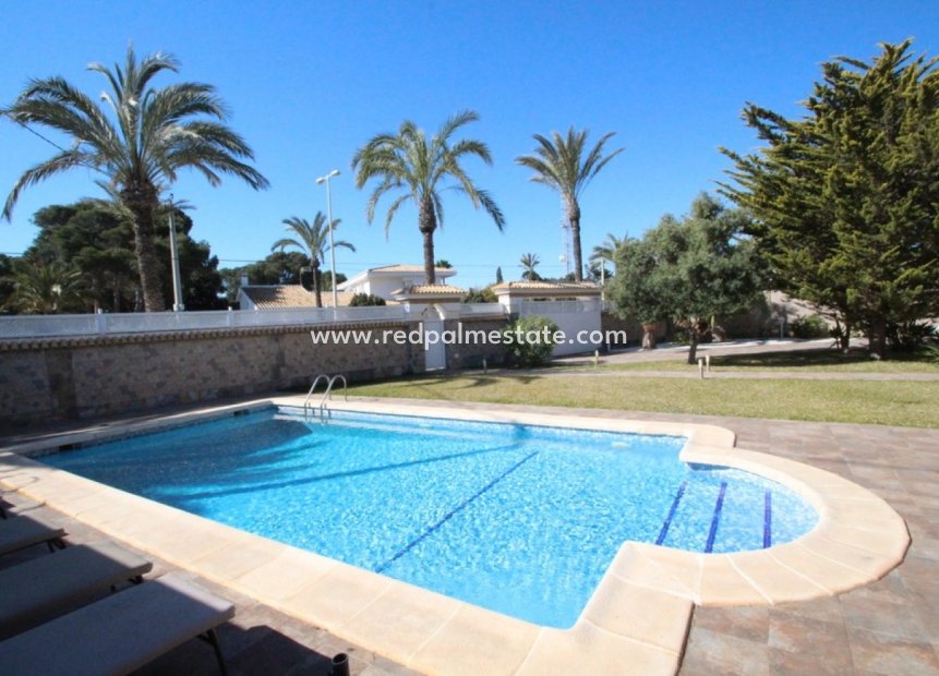 Återförsäljning - Fristående villa -
Orihuela Costa - Cabo Roig