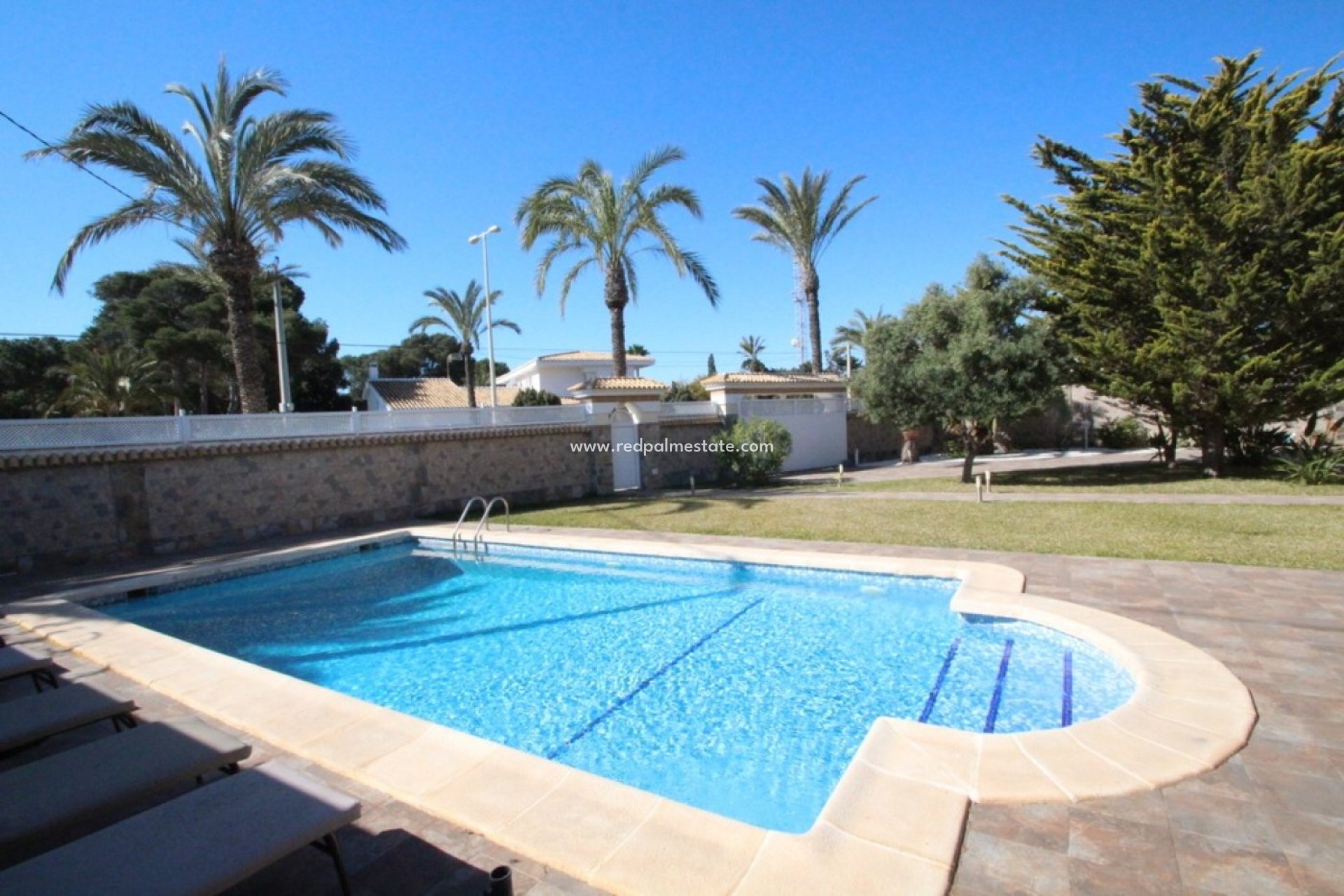 Återförsäljning - Fristående villa -
Orihuela Costa - Cabo Roig