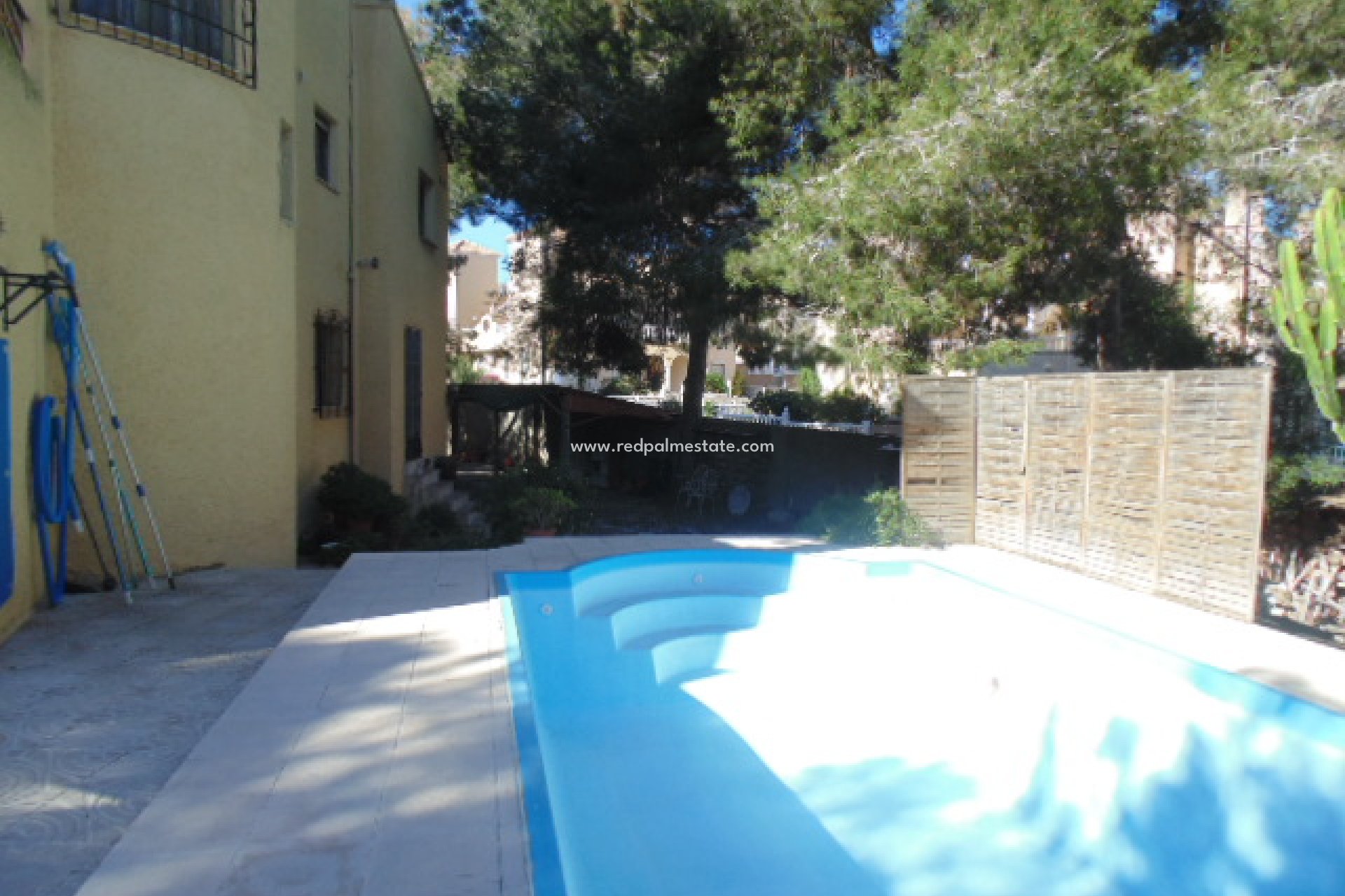 Återförsäljning - Fristående villa -
Orihuela Costa - Calle Los Pirineos