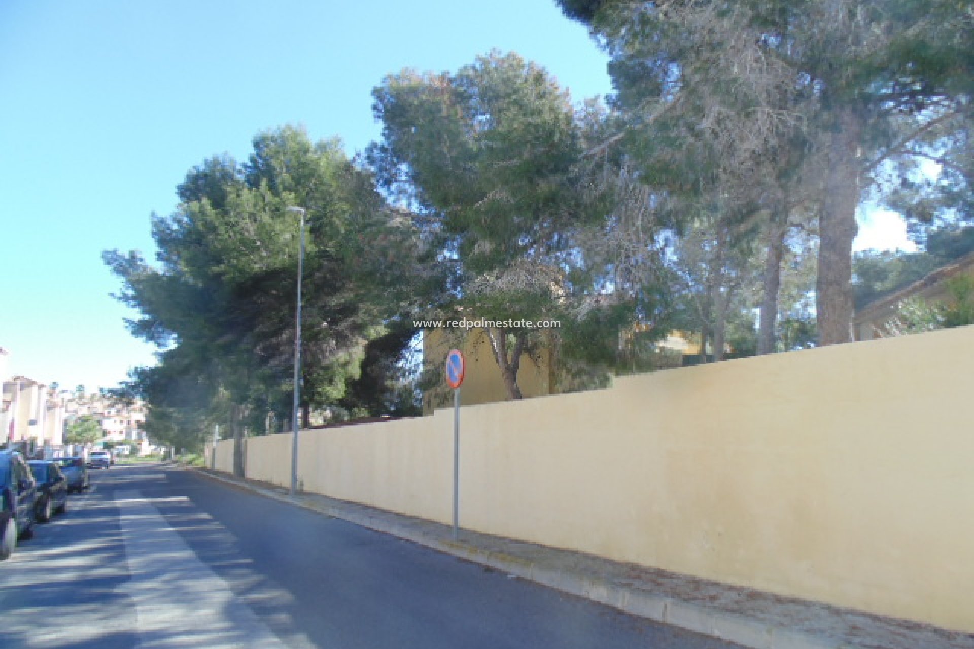 Återförsäljning - Fristående villa -
Orihuela Costa - Calle Los Pirineos