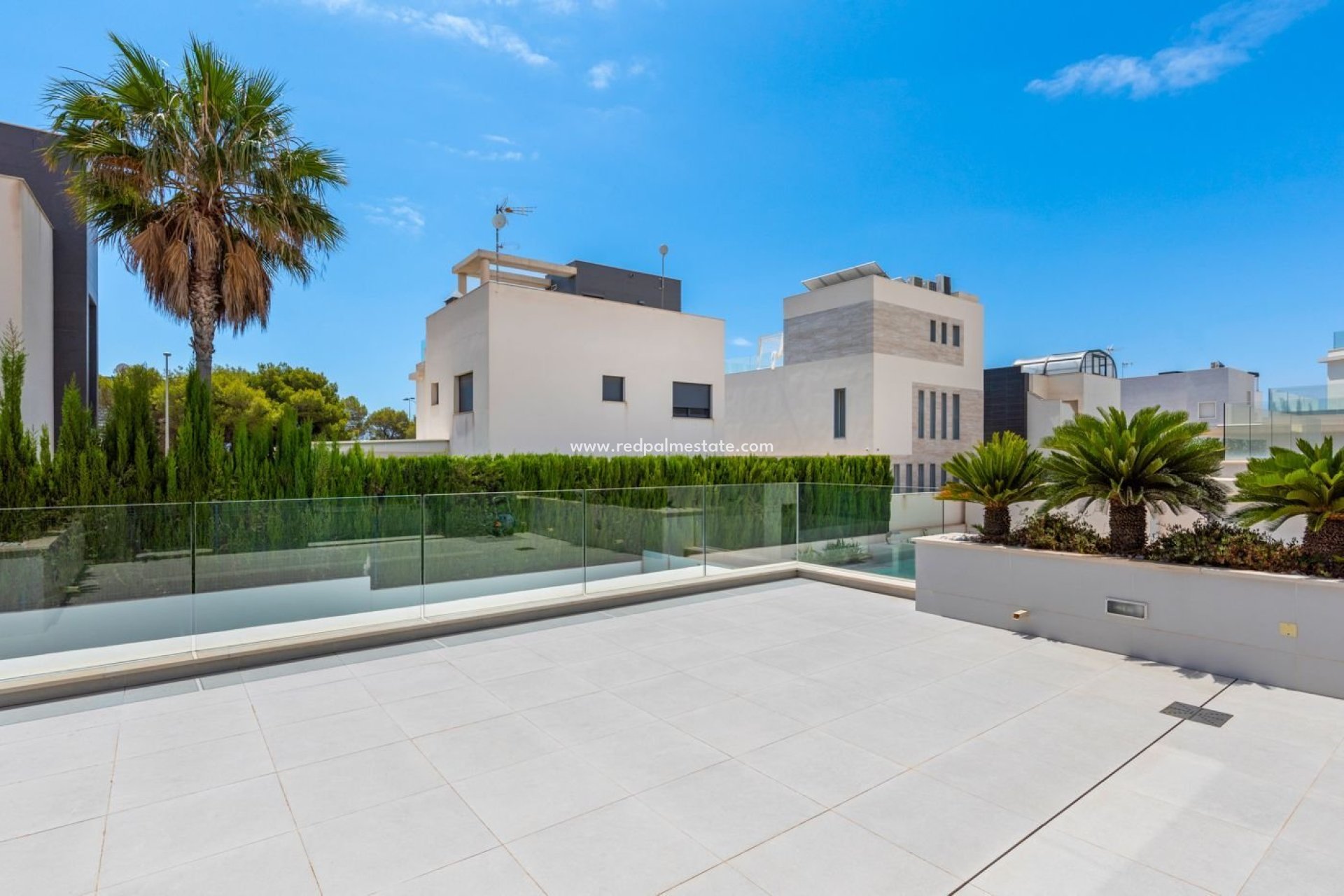 Återförsäljning - Fristående villa -
Orihuela Costa - Campoamor